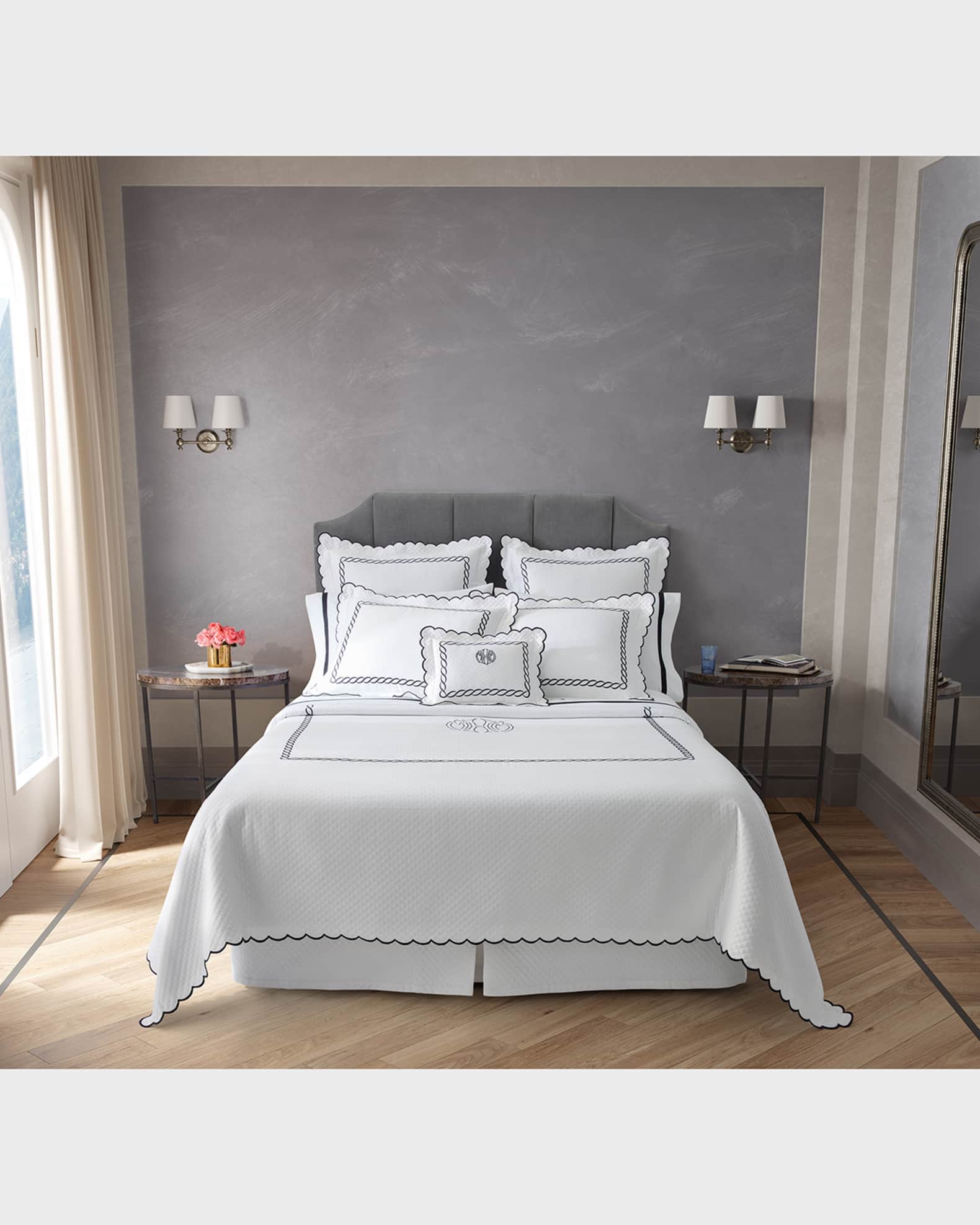 Classic Chain Scallop Matelasse Euro Sham 1