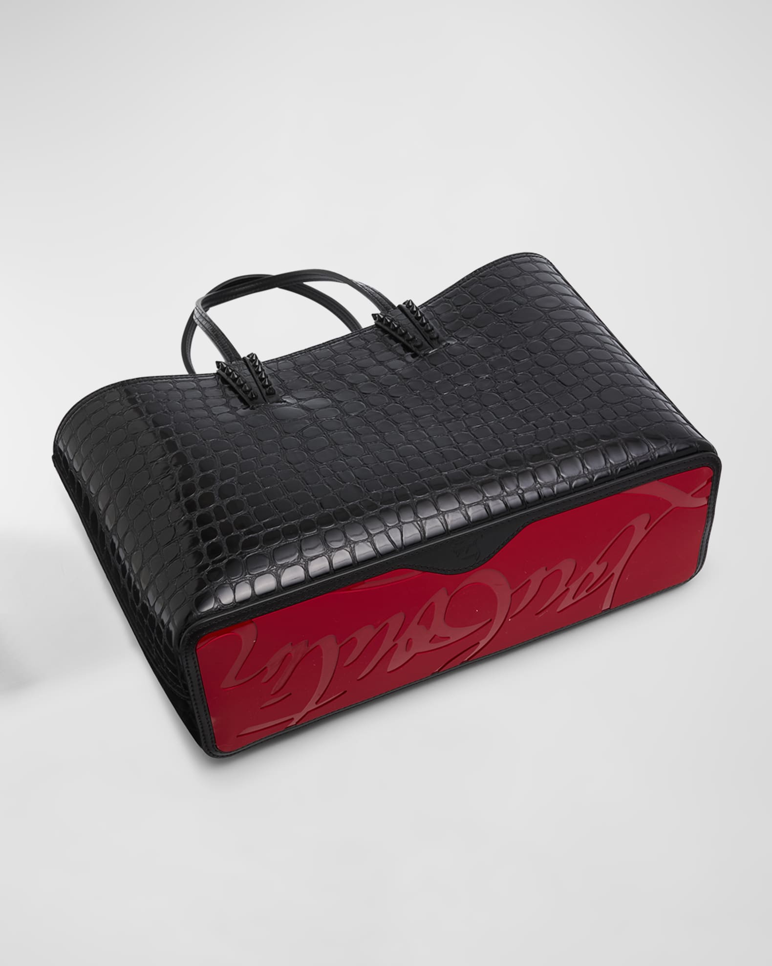 Cabata Small in Alligator Embossed Leather 1