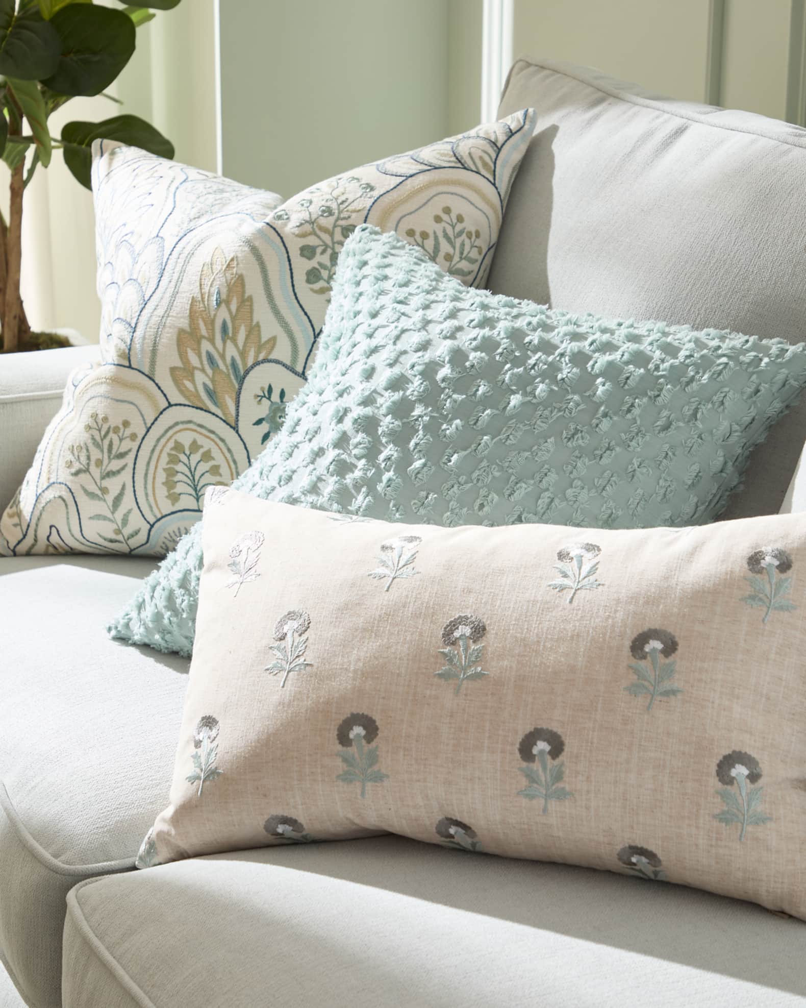 Gael Decorative Pillow  1