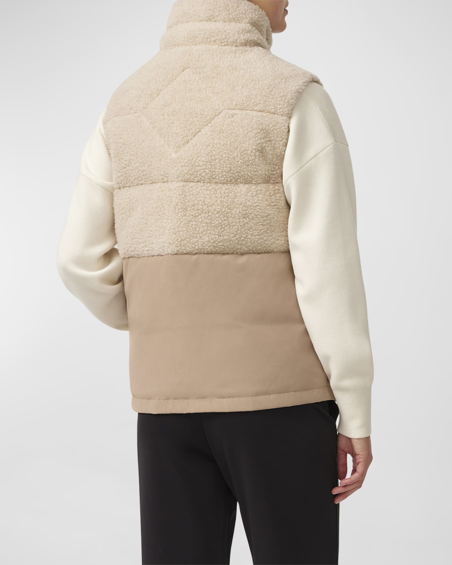 カナダ購入正規品  カナダグースElora Vest Canada Goose Elora Down Vest | Saks Fifth Avenue