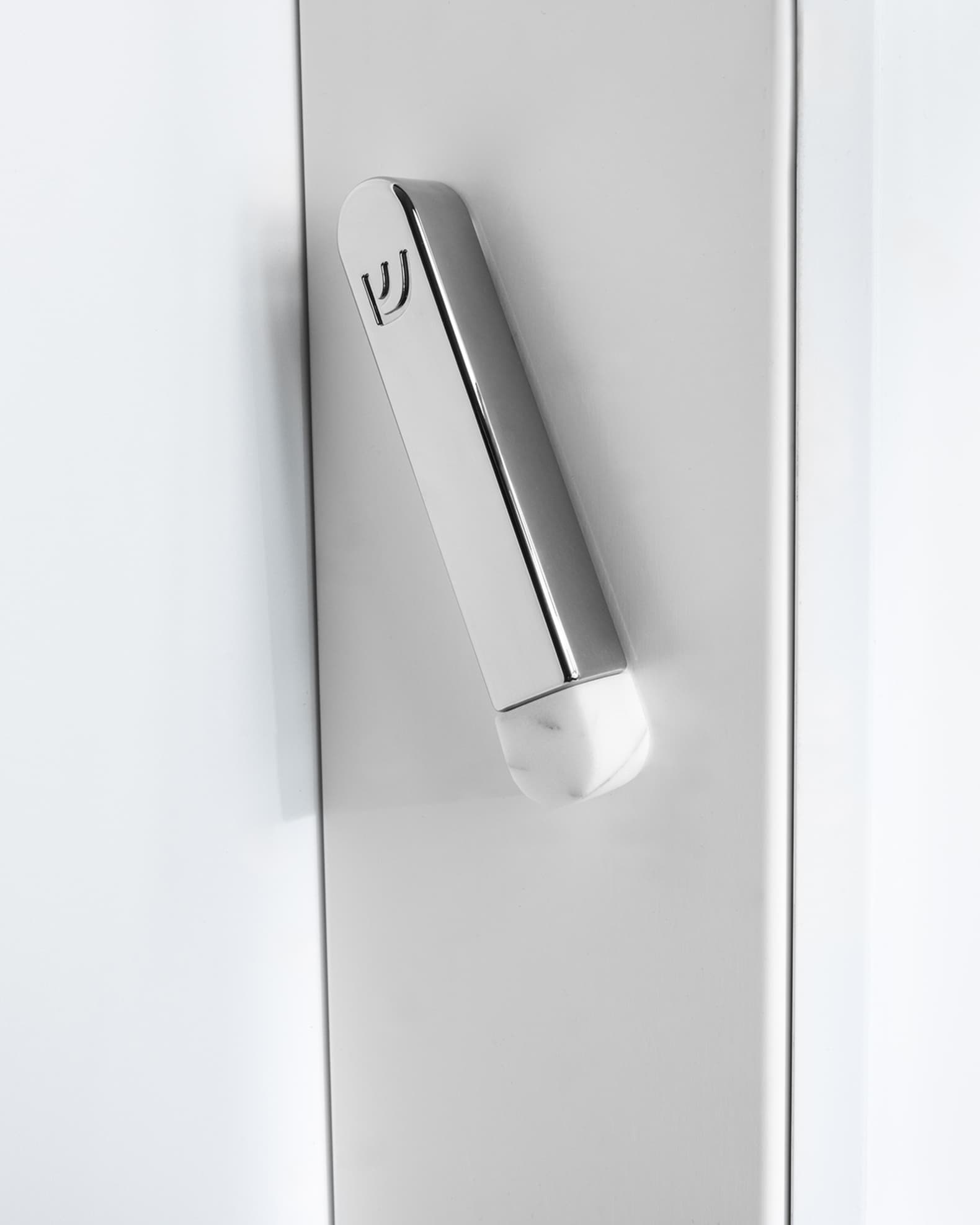 Coluna Small Mezuzah  1