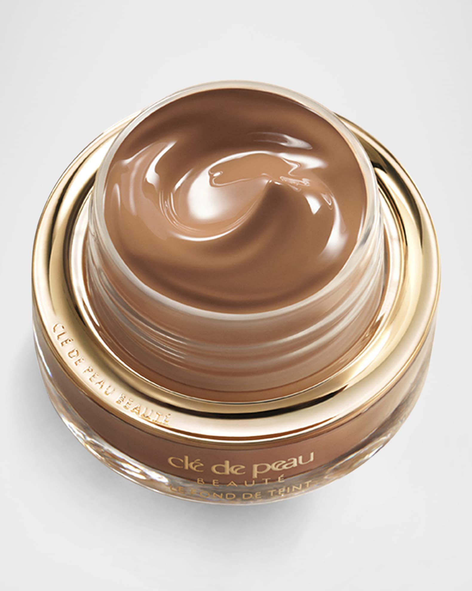 【kiwi】clé de peau BEAUTE Cle de Peau Beaute The Foundation, SPF 22, 1 oz. | Neiman Marcus