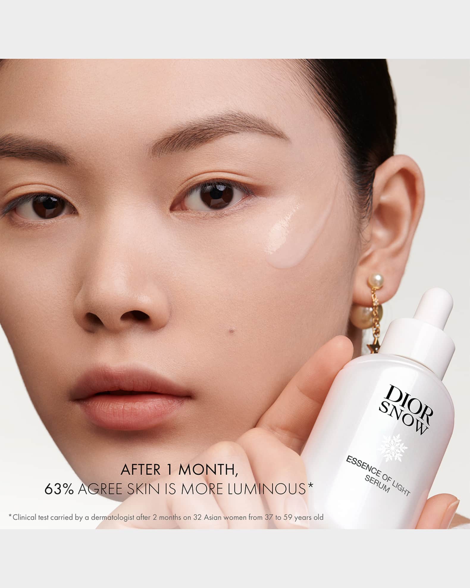 Diorsnow Essence of Light Brightening Serum