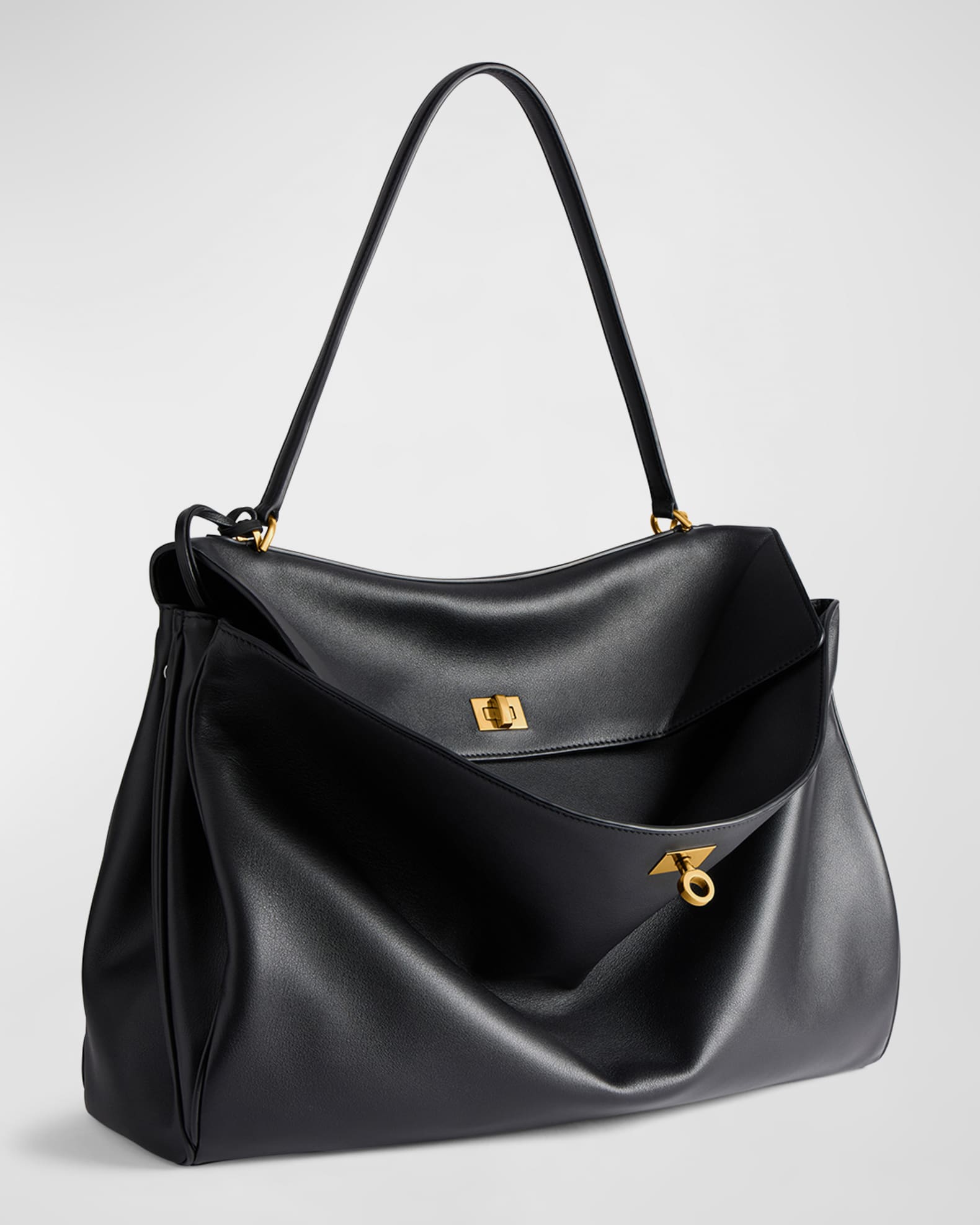 【可愛いレザー♪】Balenciaga Black Leather Rodeo Handbag 23786548_56575731_600.jpg