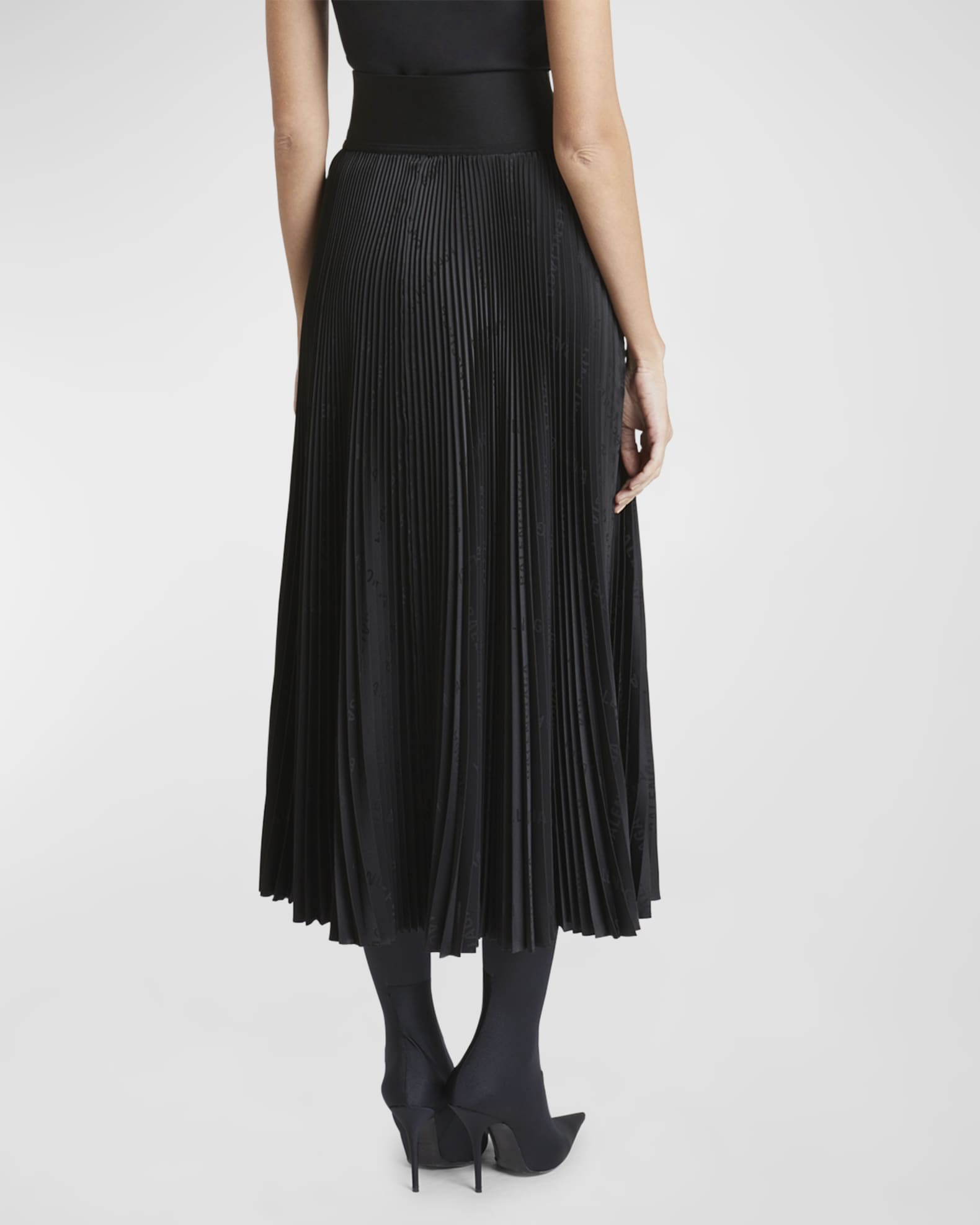 新品 Balenciaga Silk バレンシアガ ひざ丈シルクフレアスカート Balenciaga Pleated Skirt | Neiman Marcus