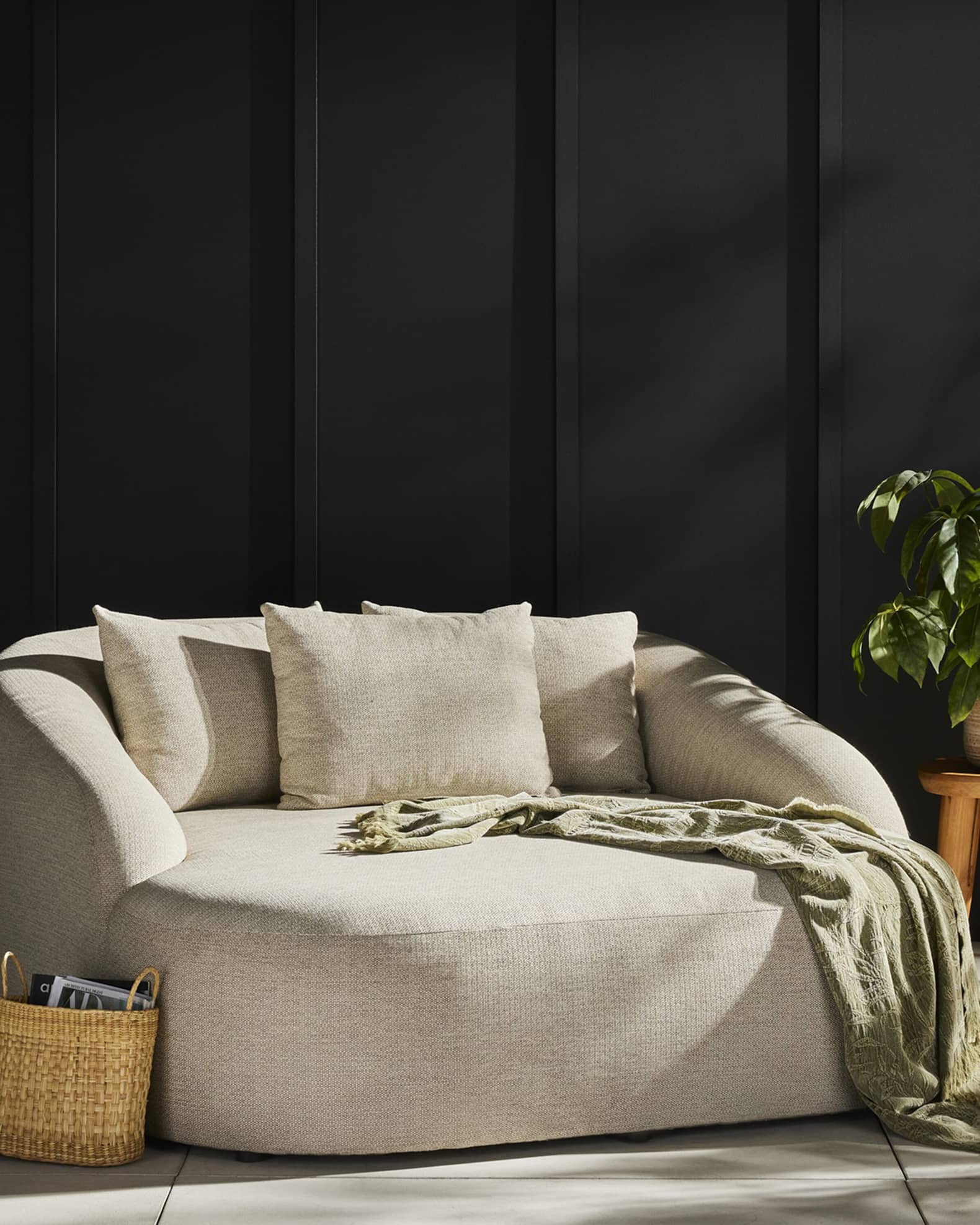 Opal Outdoor Day Bed 0