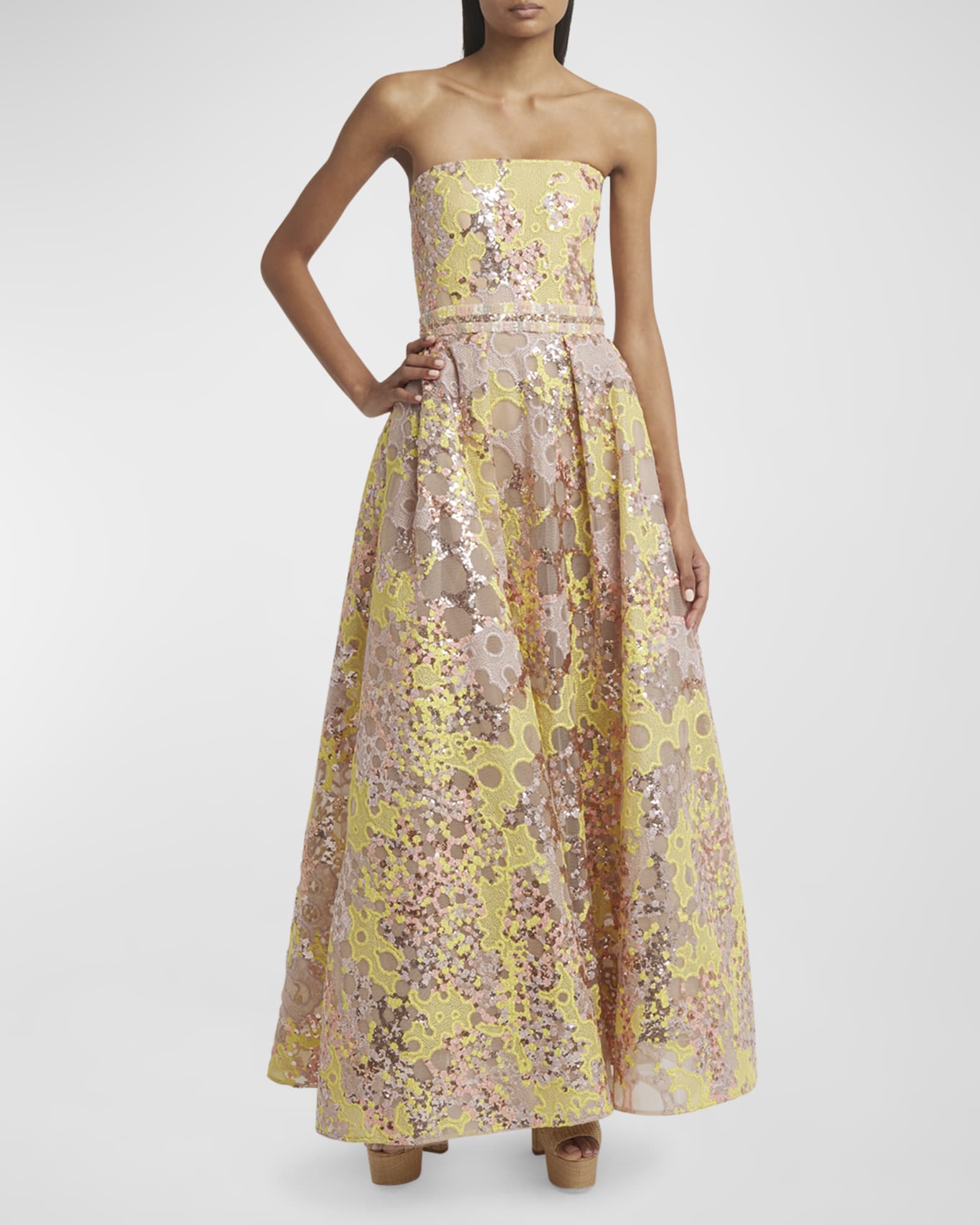NA25-T128 SENSATIONAL STRAPLESS SEQUINED EMBROIDERED DRESS