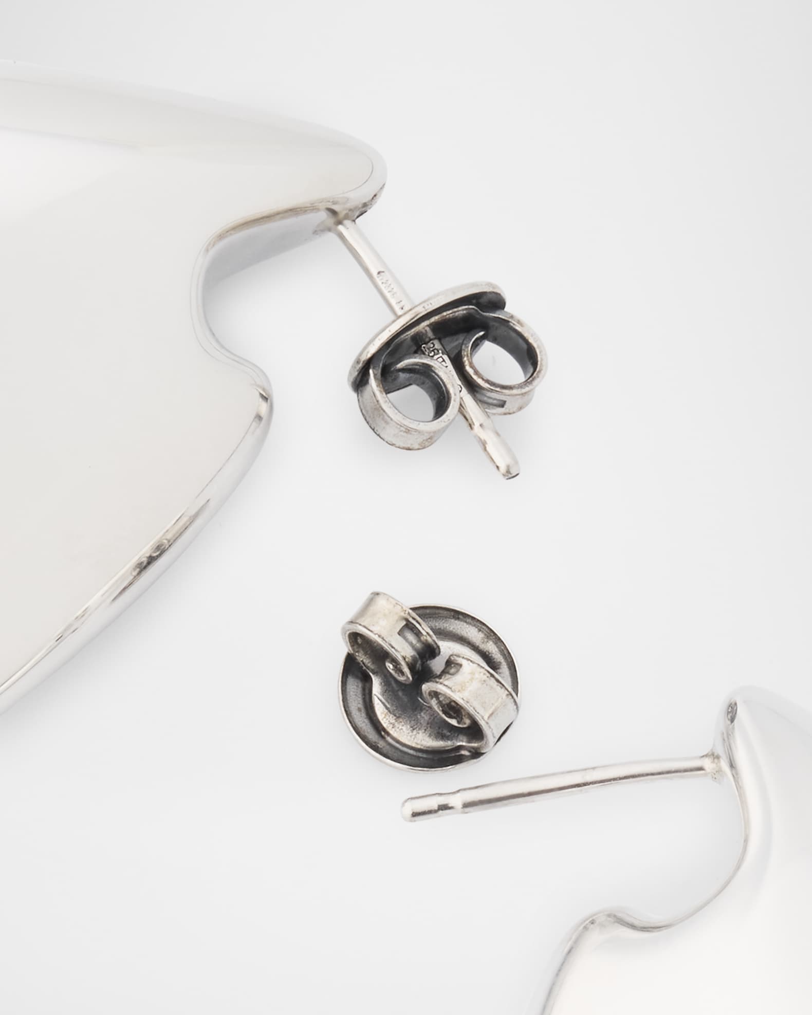 ピアス BOTTEGA VENETA  silver earrings Fin Large sterling silver earrings in silver - Bottega