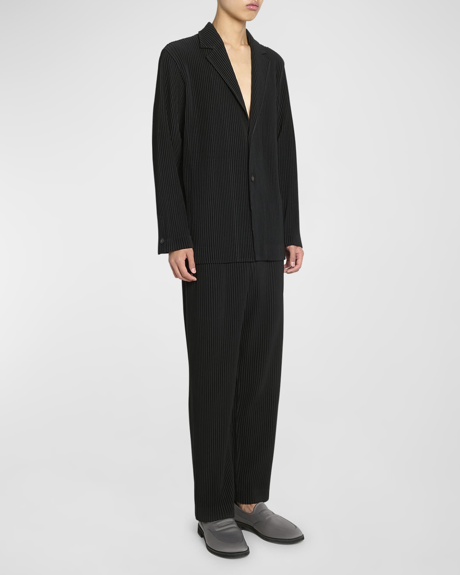 Homme Plisse Issey Miyake Men's Pleated Single-Button Sports