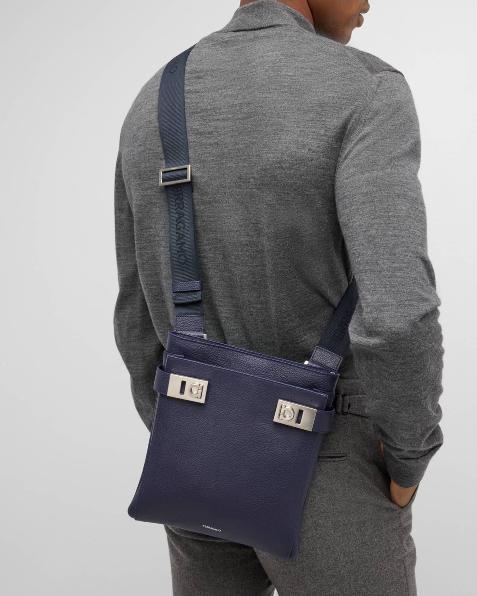 オープニング 大放出セール Ferragamo Men's Twins Gancini-Buckle Leather Crossbody Bag バッグ
