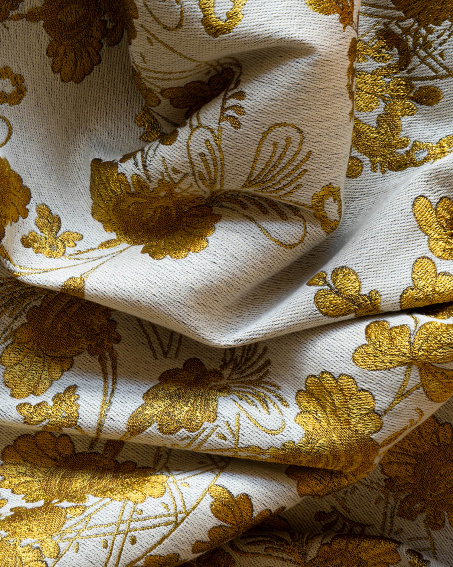 GINORI 1735 Domus Table Runner | Neiman Marcus