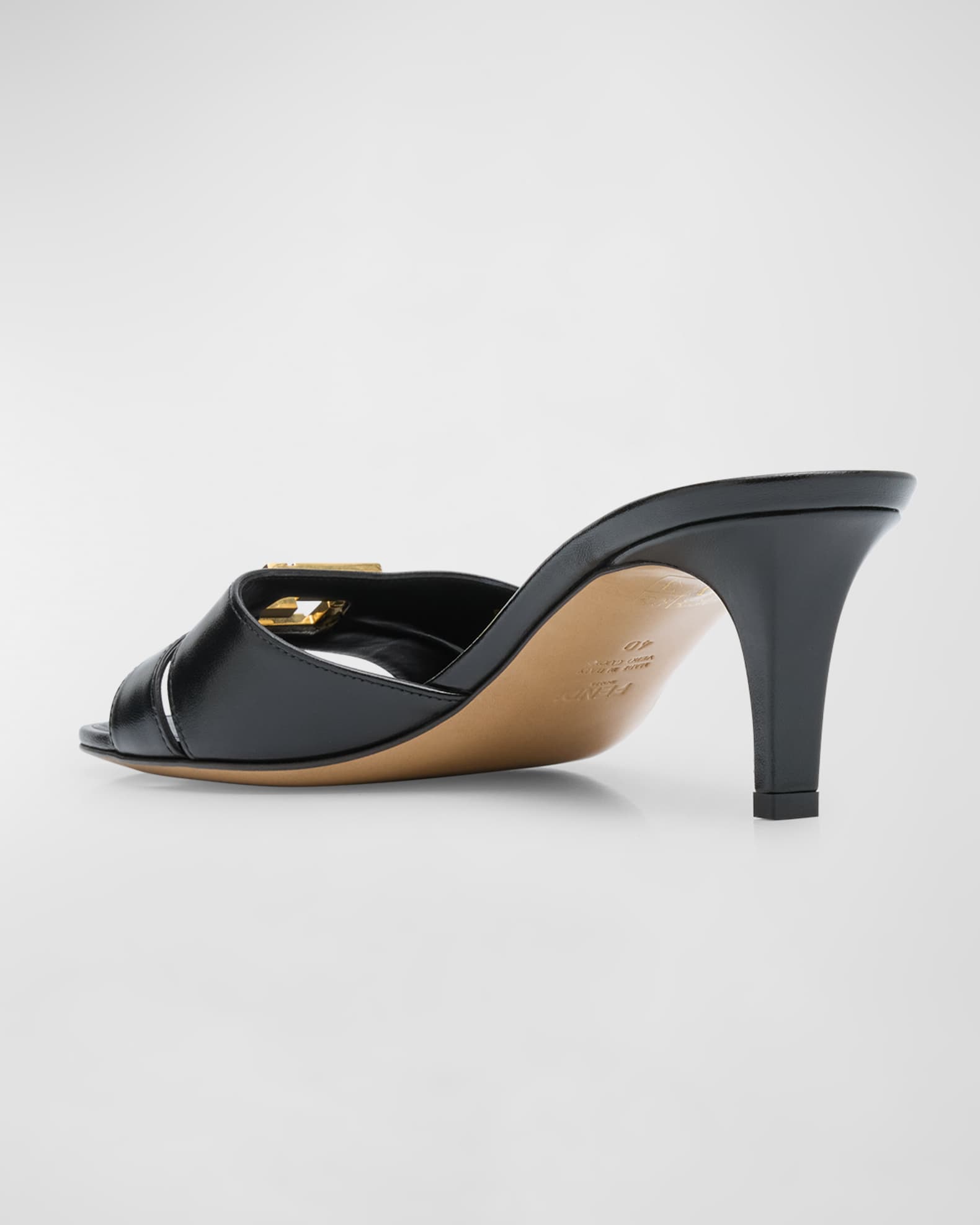 サンダル・ミュール FENDI CHOCOLATE LEATHER FOLD THONG SANDALS Fendi Chocolate Leather Fold Thong Sandals | italist, ALWAYS