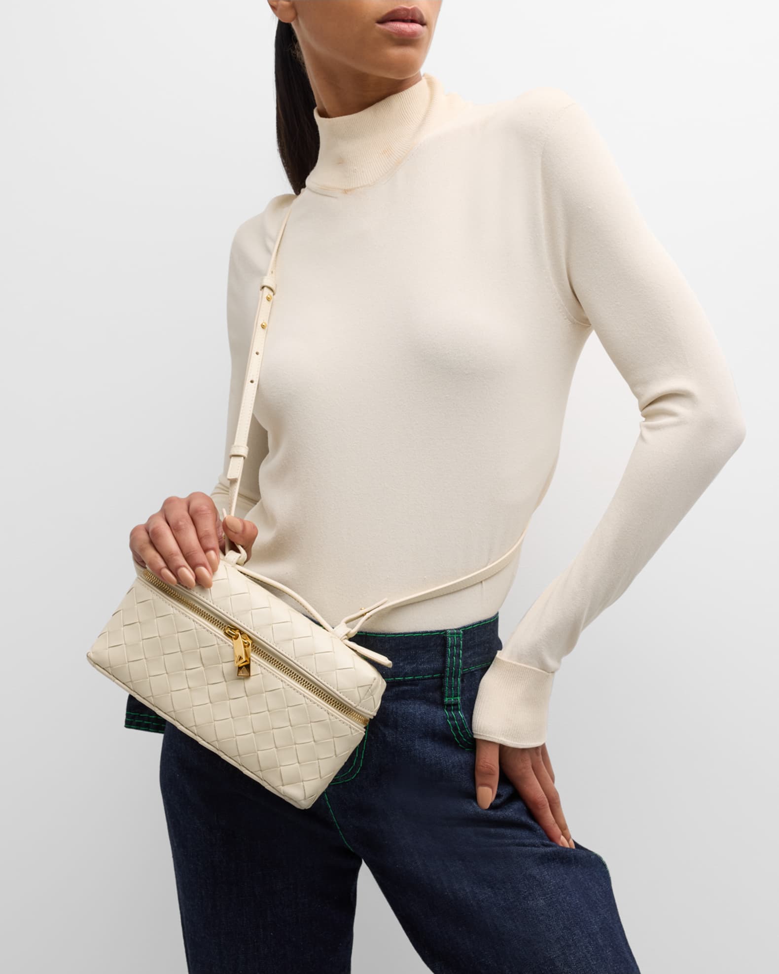 ショルダーバッグ・ポシェット Bottega Veneta Bang Bang Leather Vanity Case Bottega Veneta Bang Bang Intrecciato Leather Crossbody