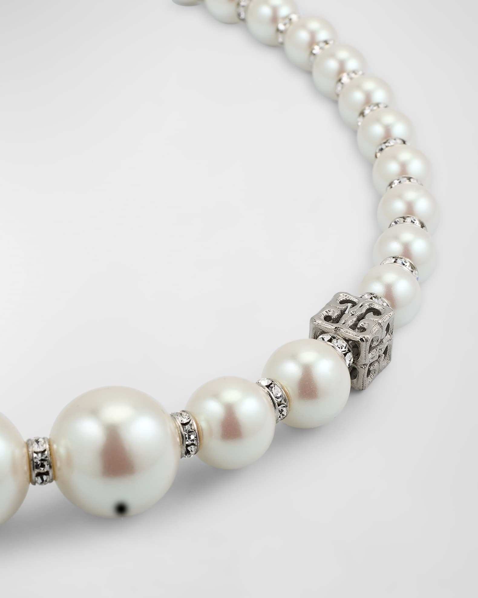 Pearlescent and Crystal Degrade Short Necklace 2