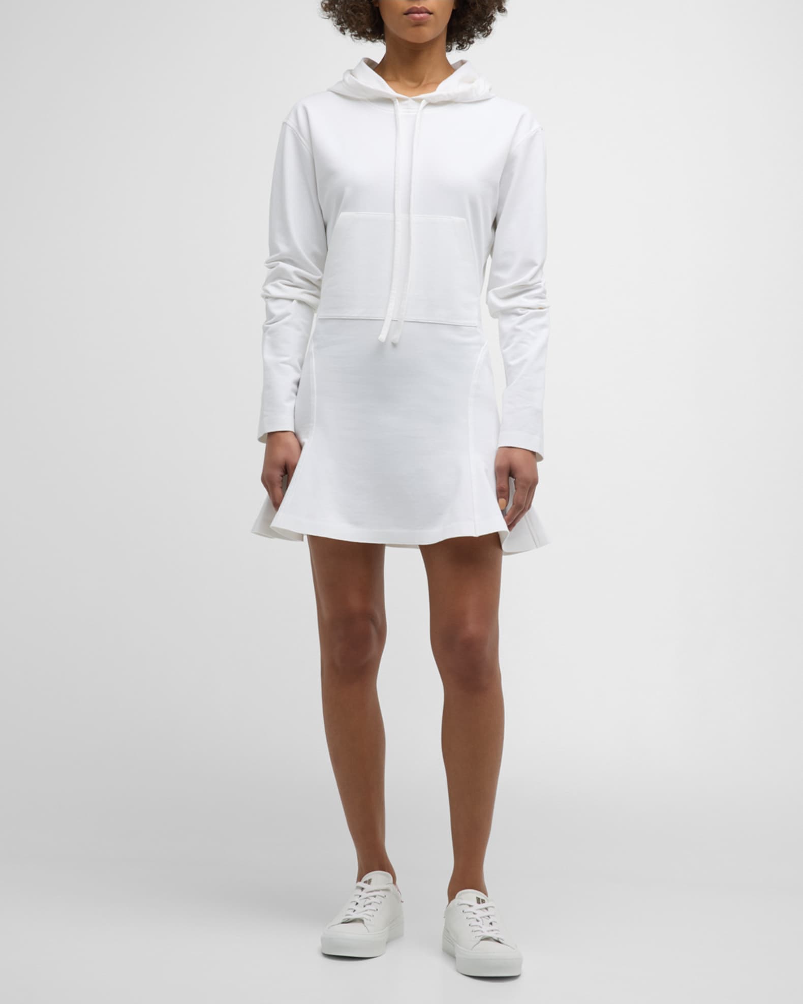 Hooded fishtail shop
