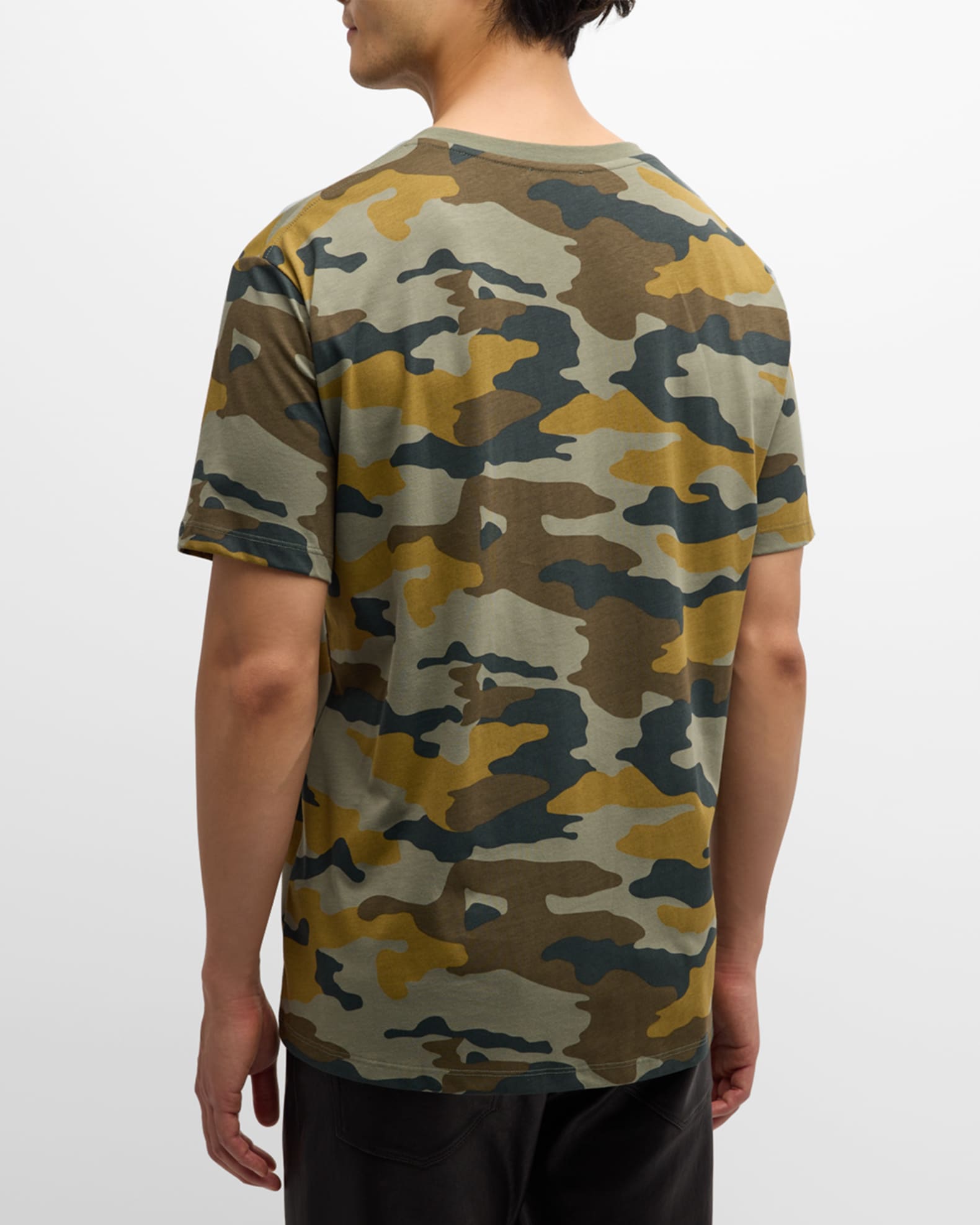 Men s Camo Straight Fit T Shirt