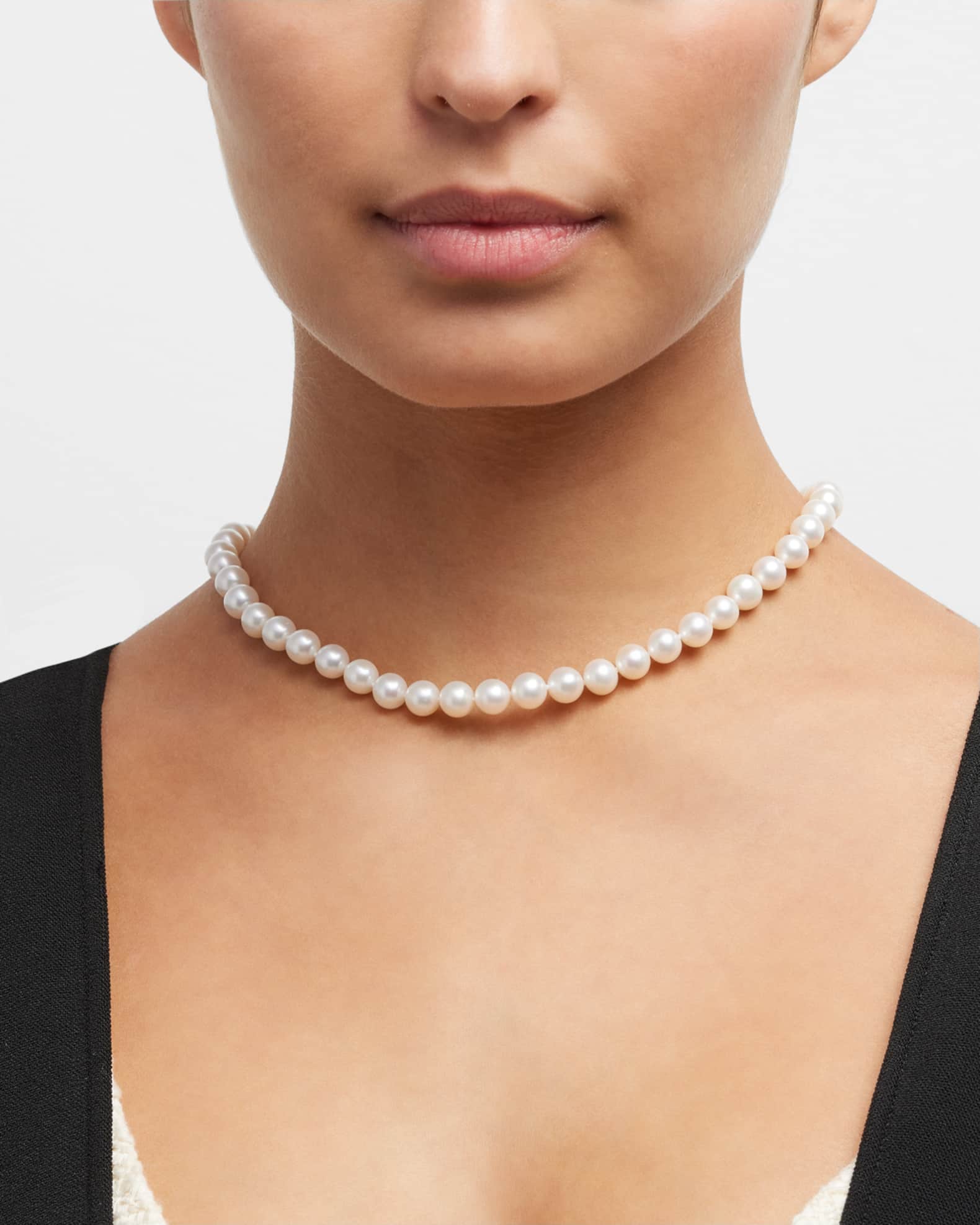 19K Yellow Gold Freshwater Pearl Necklace with Bettina Clasp 1