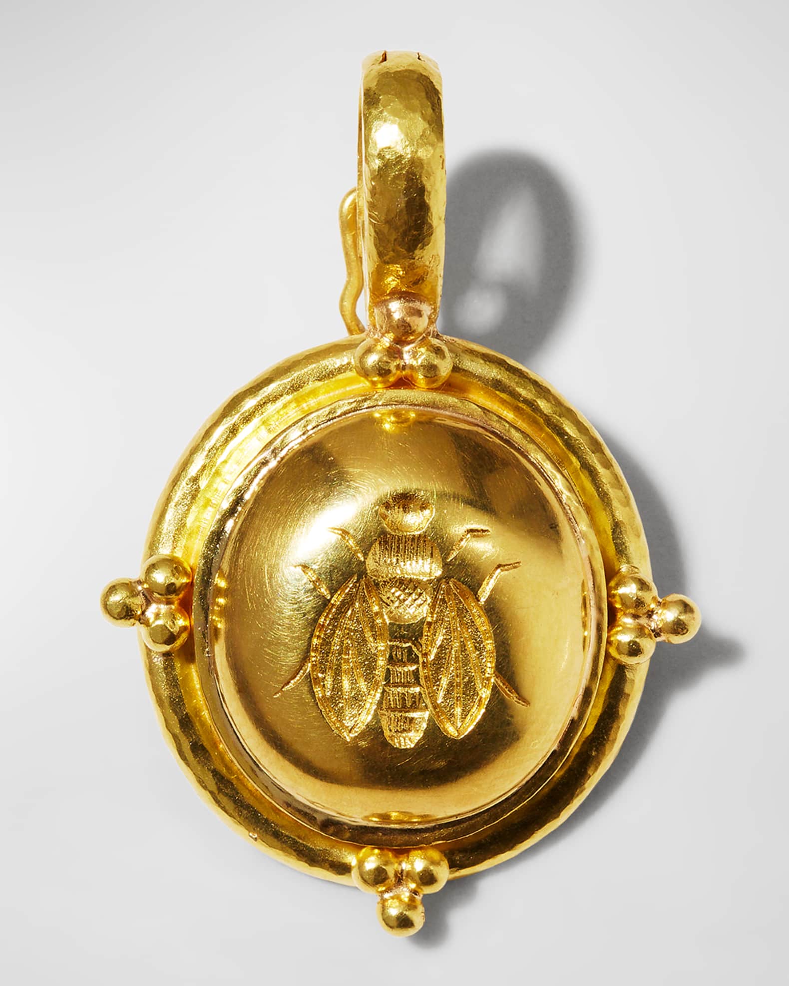 19k Gold Oval Honey Bee Pendant 0