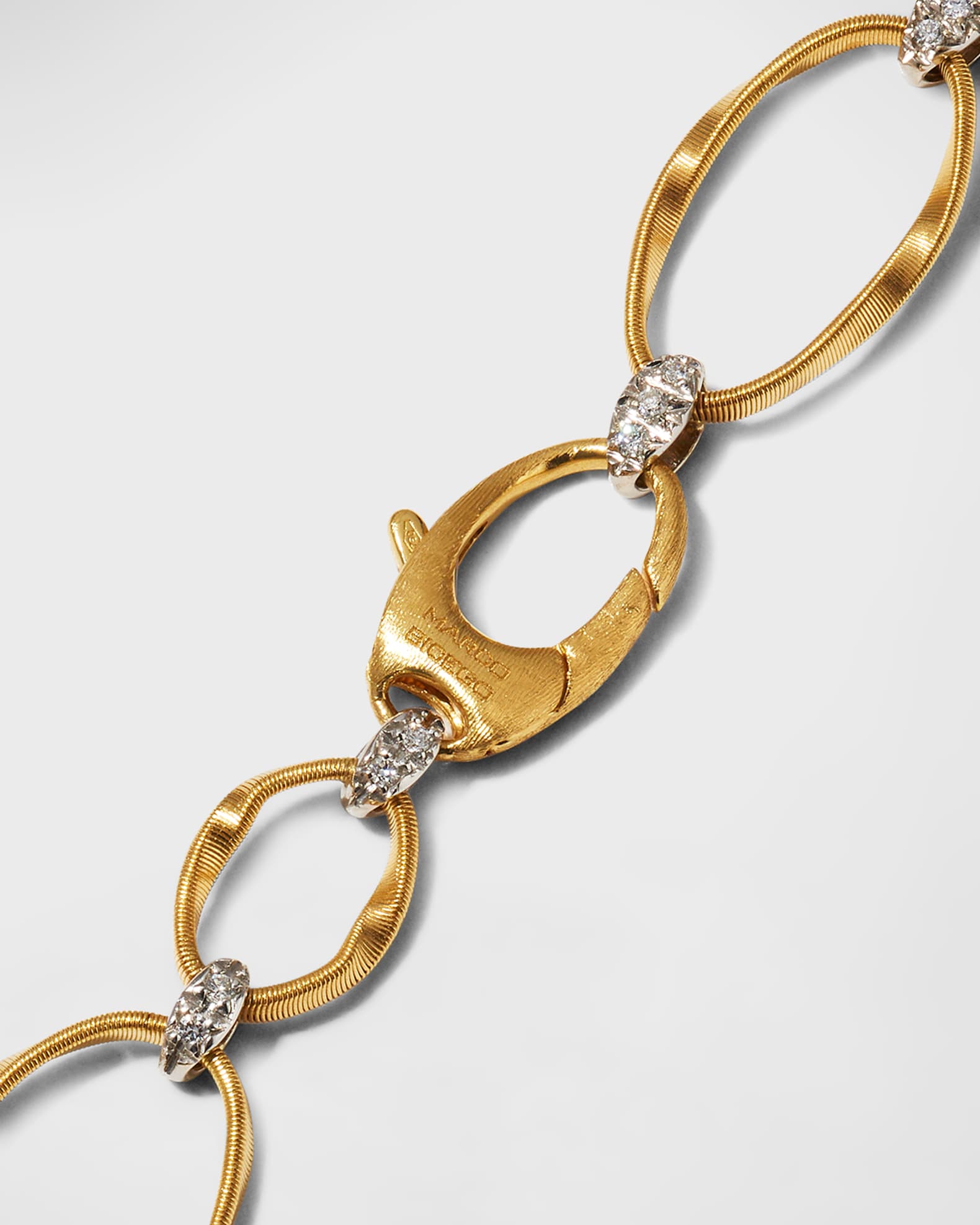 Marrakech Onde 18K Gold Diamond Collar Necklace 1