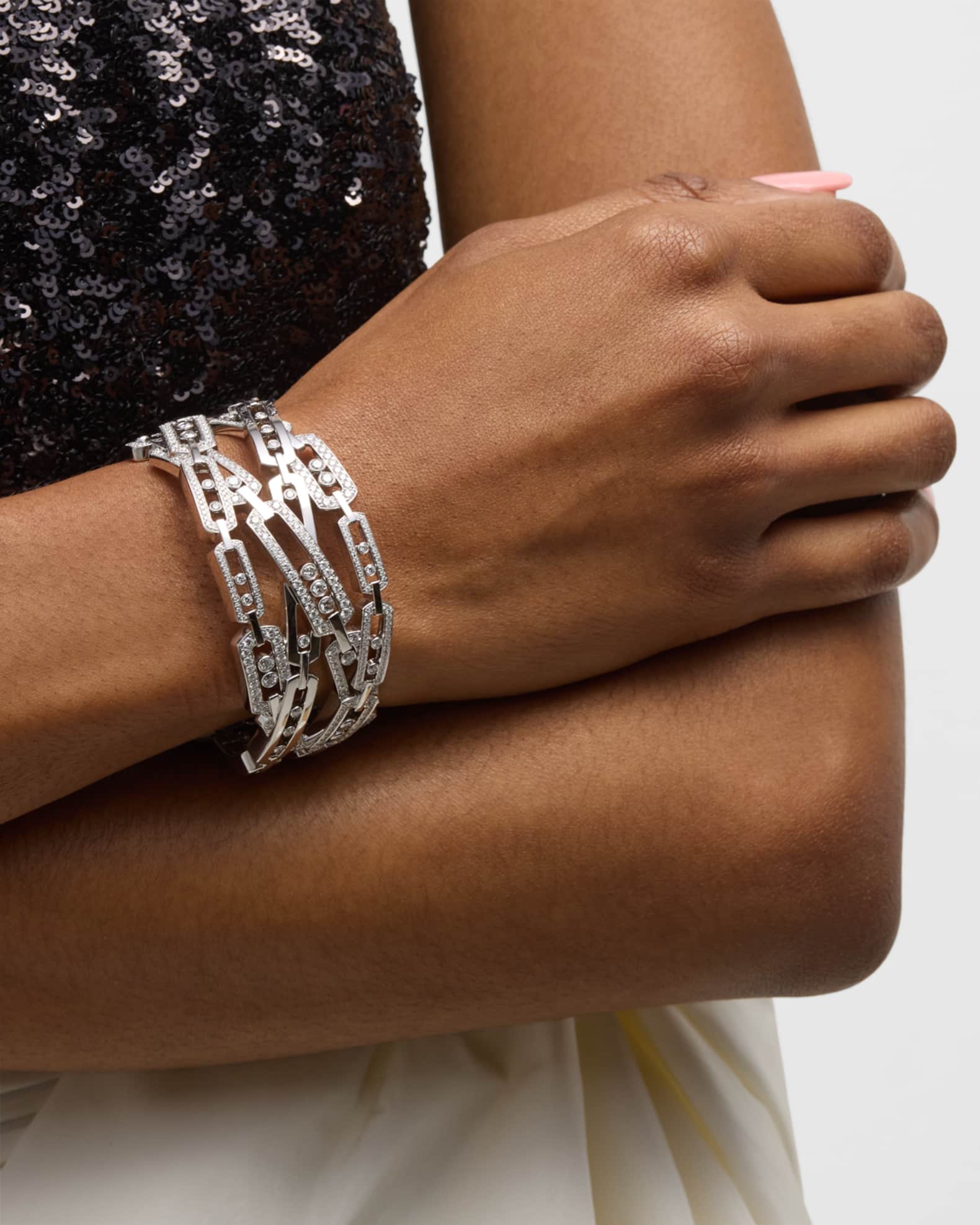 18K WHITE GOLD MOVE INFINI MEDIUM CUFF 1