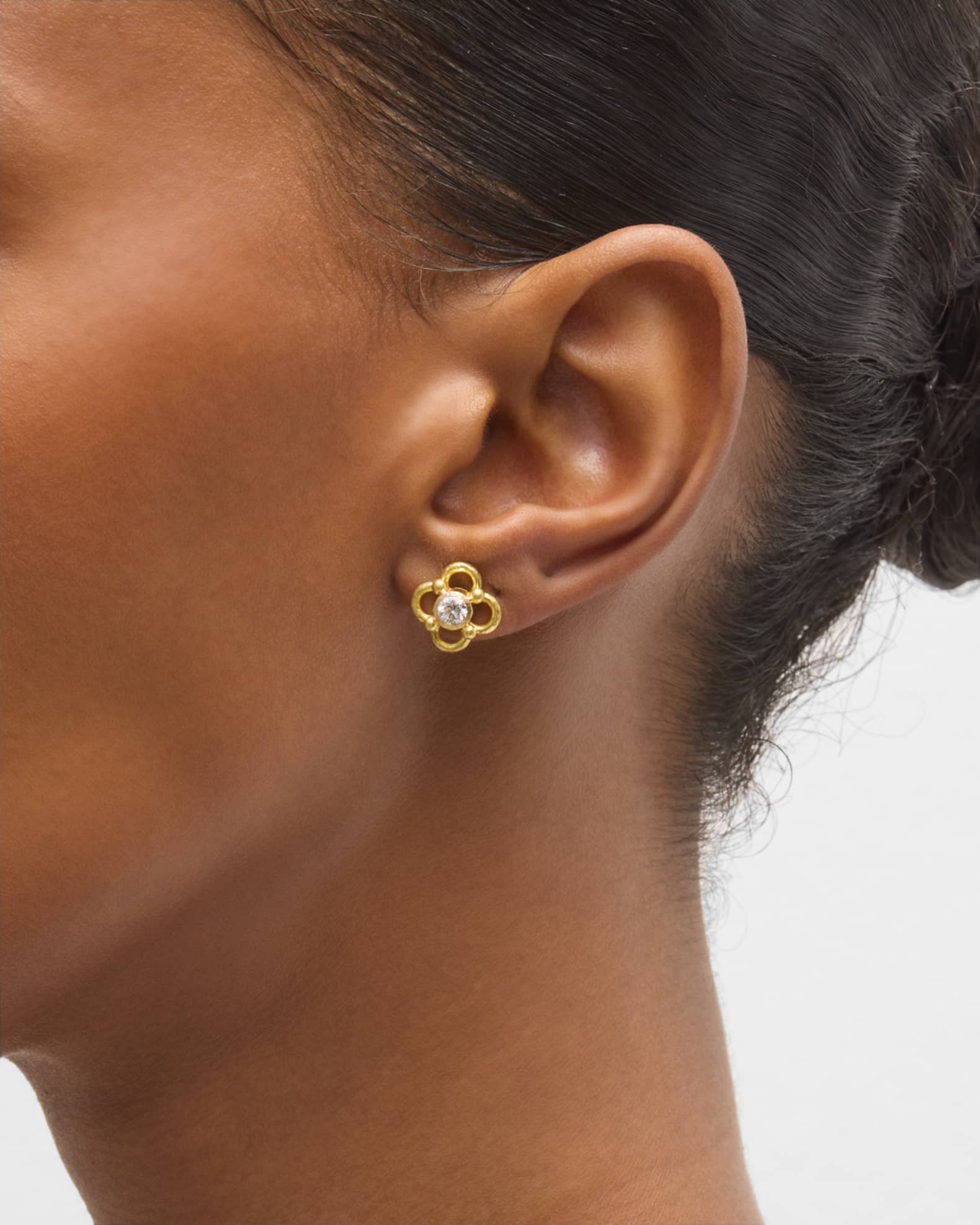 19K Round 4mm Diamond Stud Earrings with Wire Arches 1