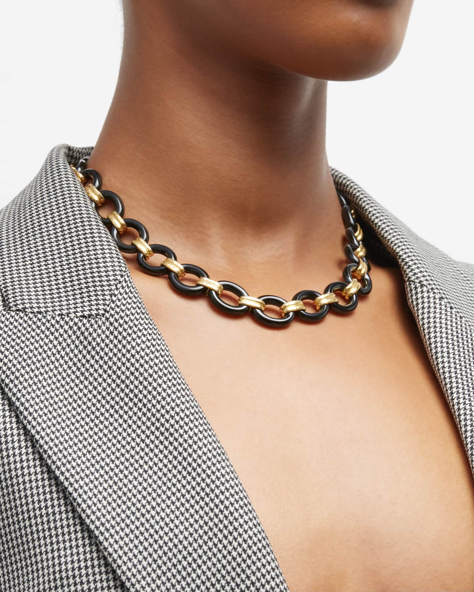 Black Jade and 19k Gold Necklace, 17"L 1