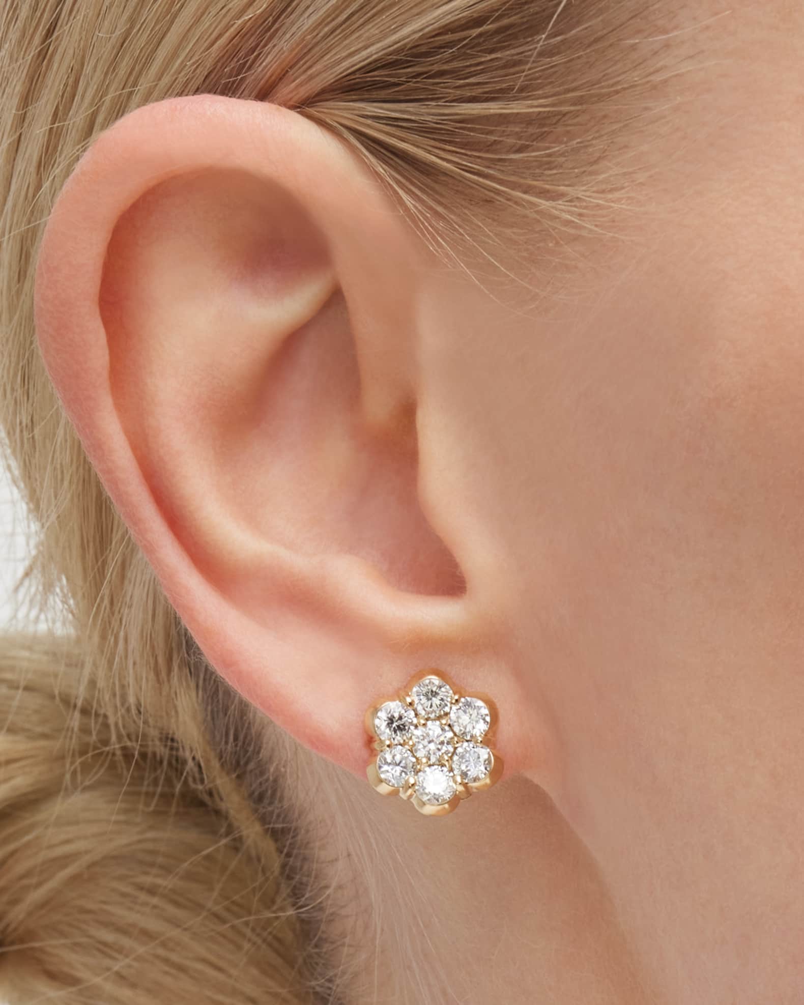 18k Yellow Gold Floral Diamond Stud Earrings  1