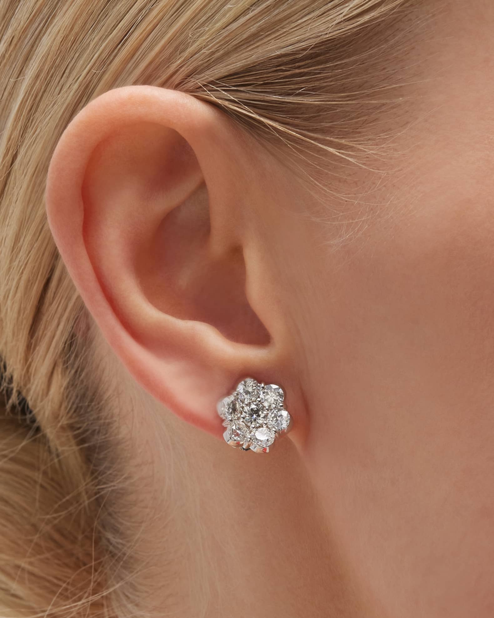 18k White Gold Floral Diamond Stud Earrings 1