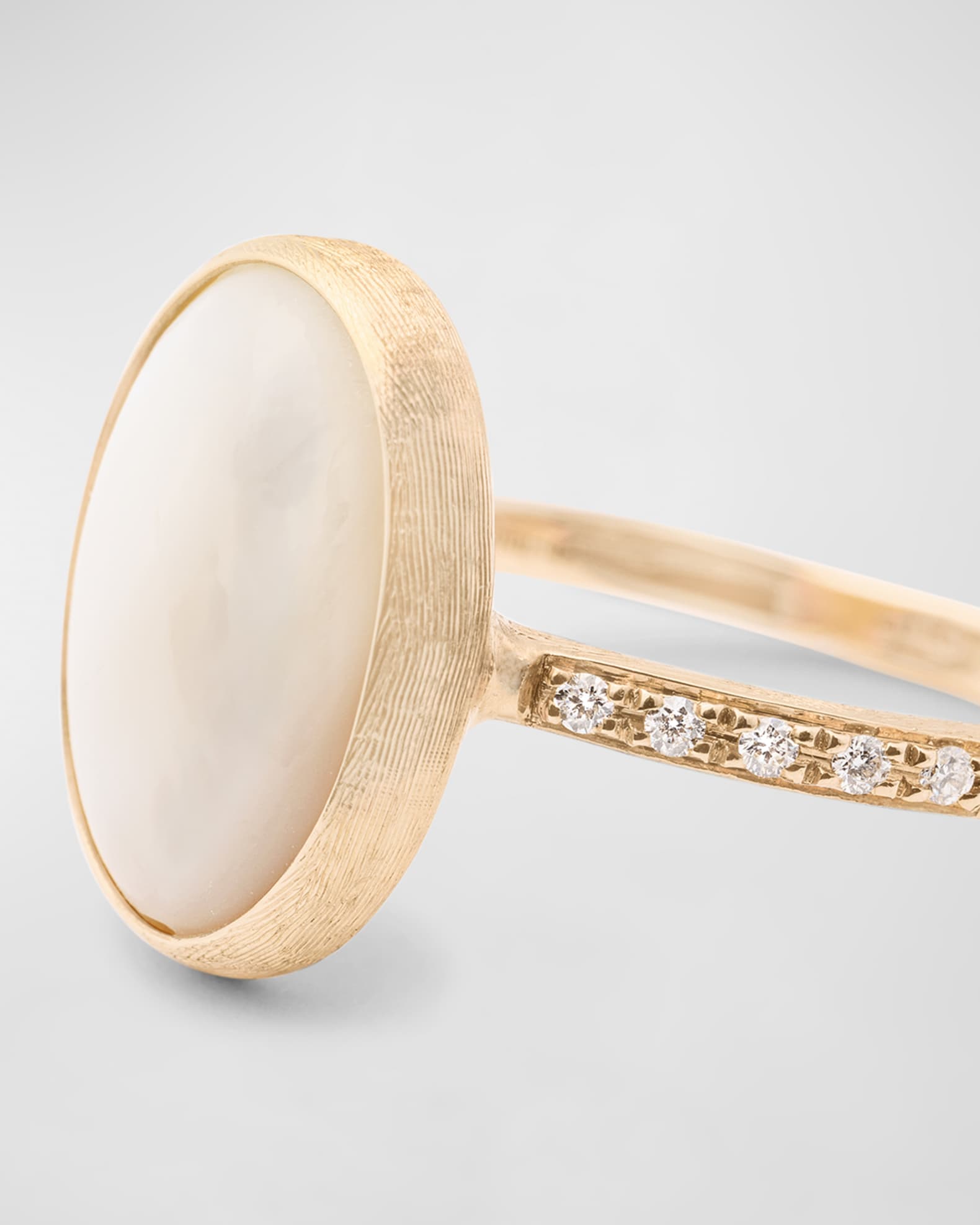 18K Siviglia Mother-of-Pearl Ring with White Diamonds, Size 7 1