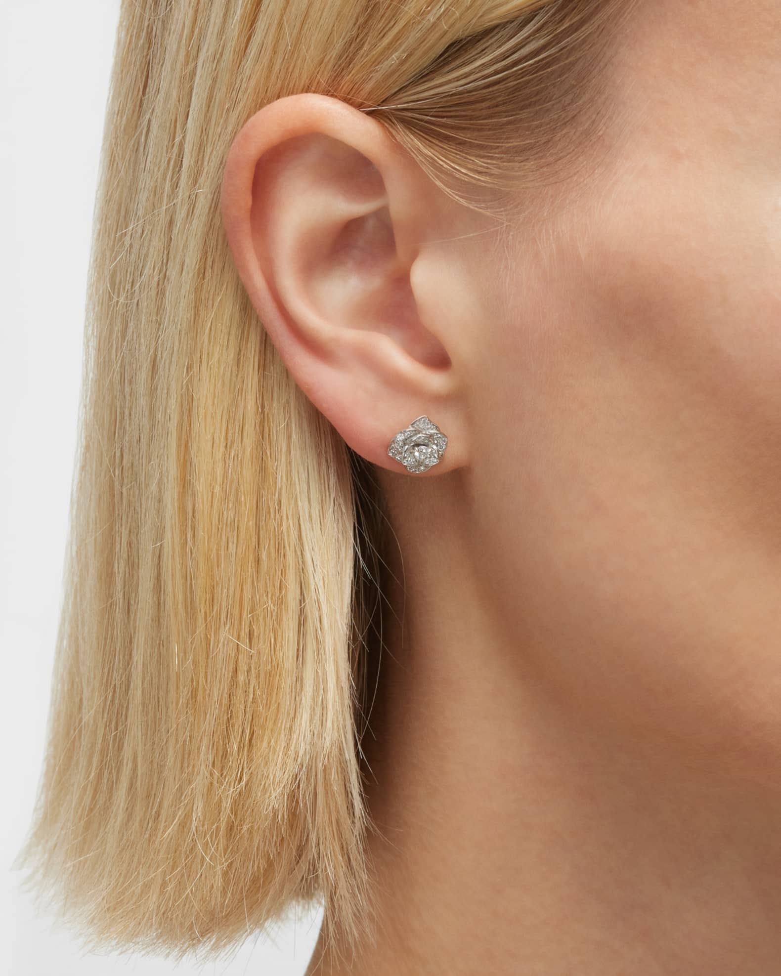 Rose 18K White Gold Diamond Earrings 1