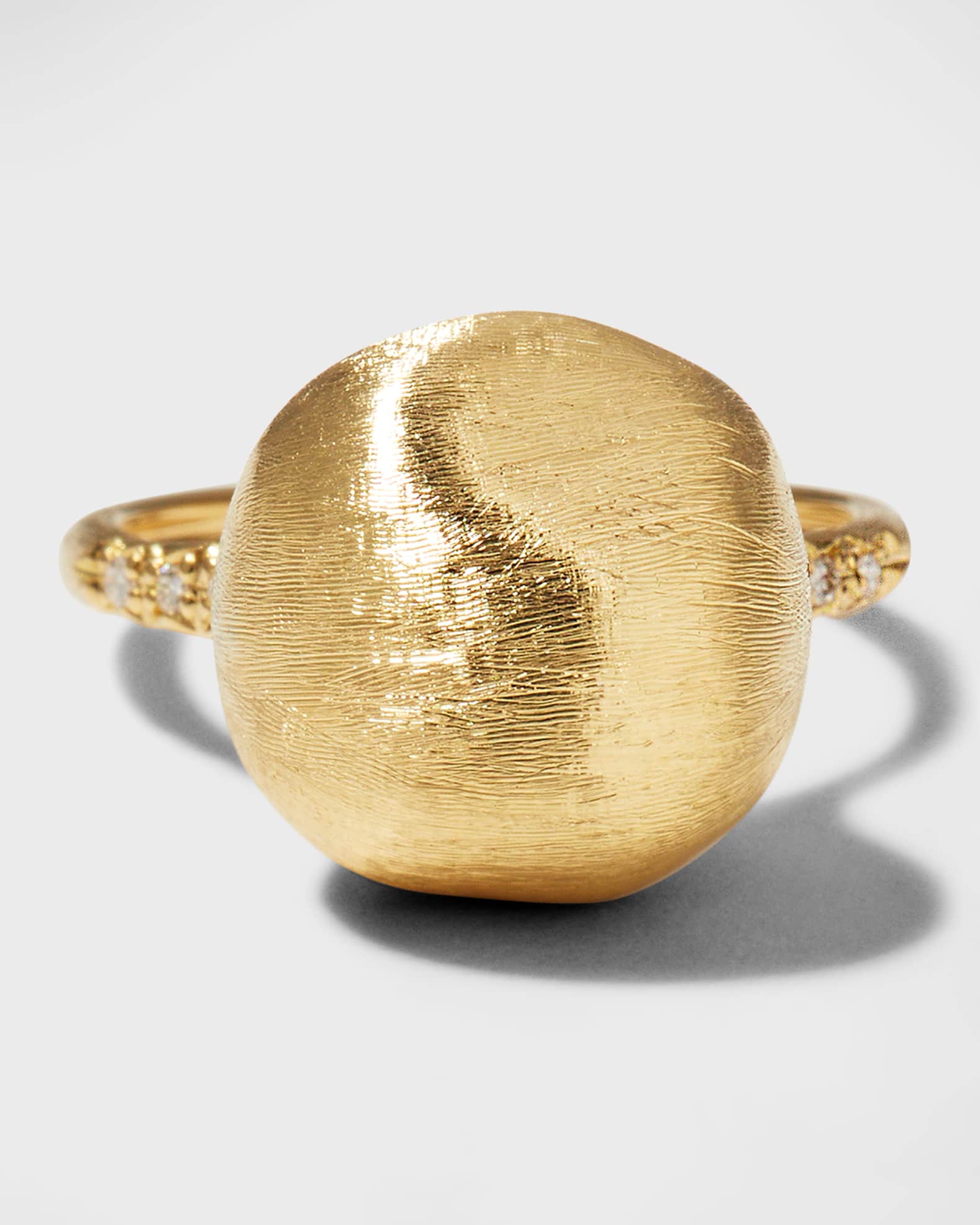 Africa 18K Yellow Gold and Diamond Ring, Size 7 0