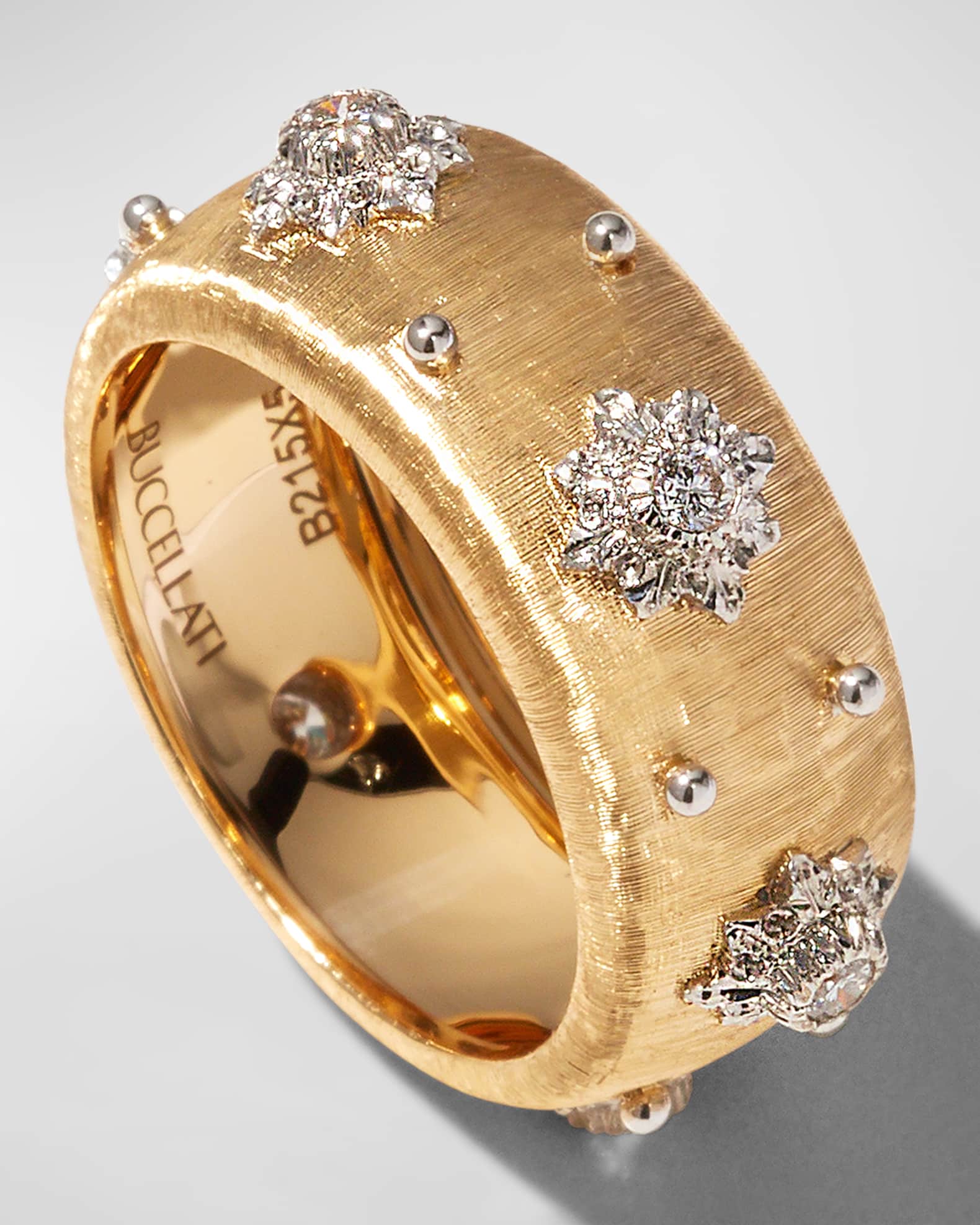 Buccellati Eternelle 18K Gold Diamond Ring | Neiman Marcus