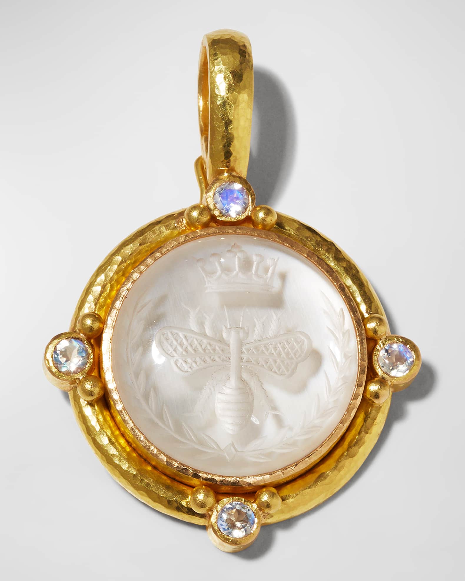 19K Rock Crystal Queen Bee Intaglio Pendant 0