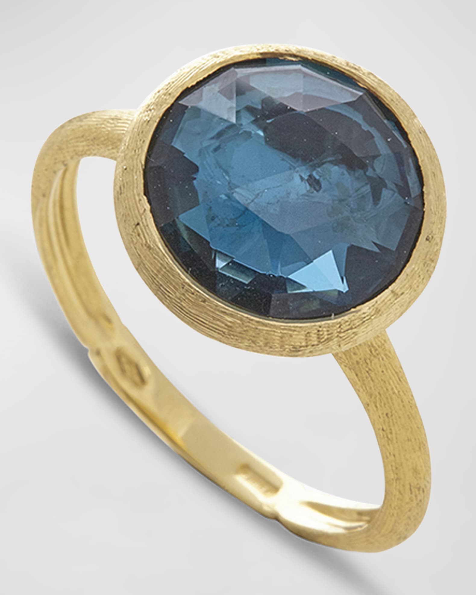 Jaipur 18K Faceted Round London Blue Topaz Ring, Size 7 1