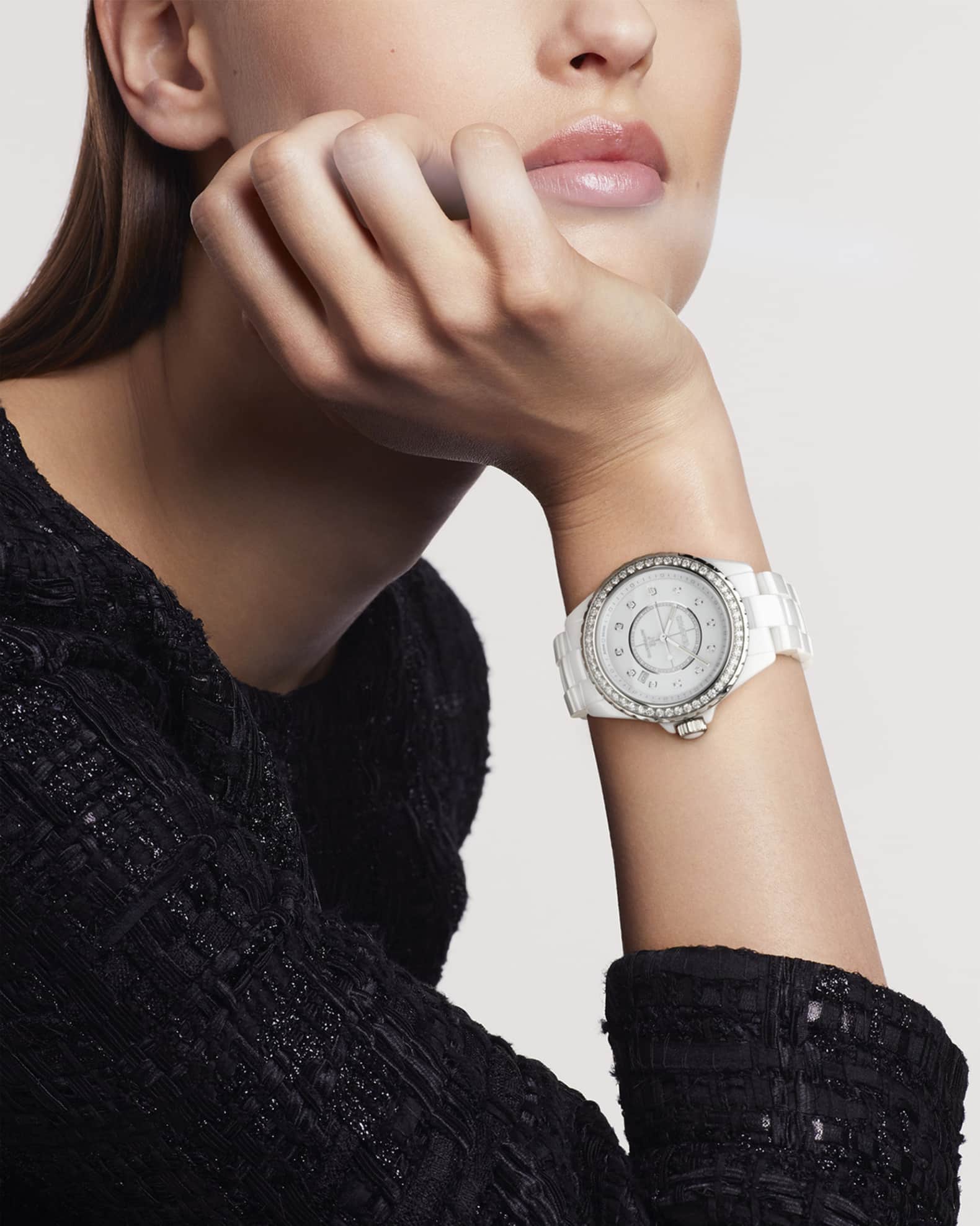 J12 DIAMOND BEZEL WATCH CALIBER 12.1 1