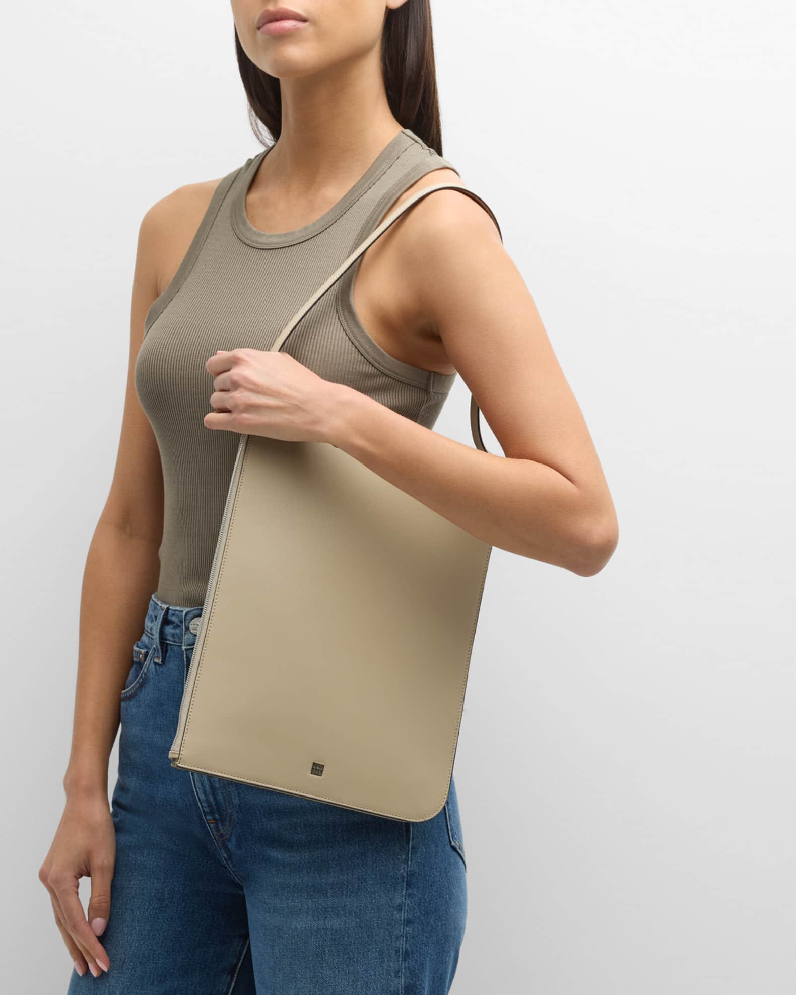【関税込み】TOTEME ベージュ Slim トートバッグ Toteme Zip Slim Leather Tote Bag | Neiman Marcus