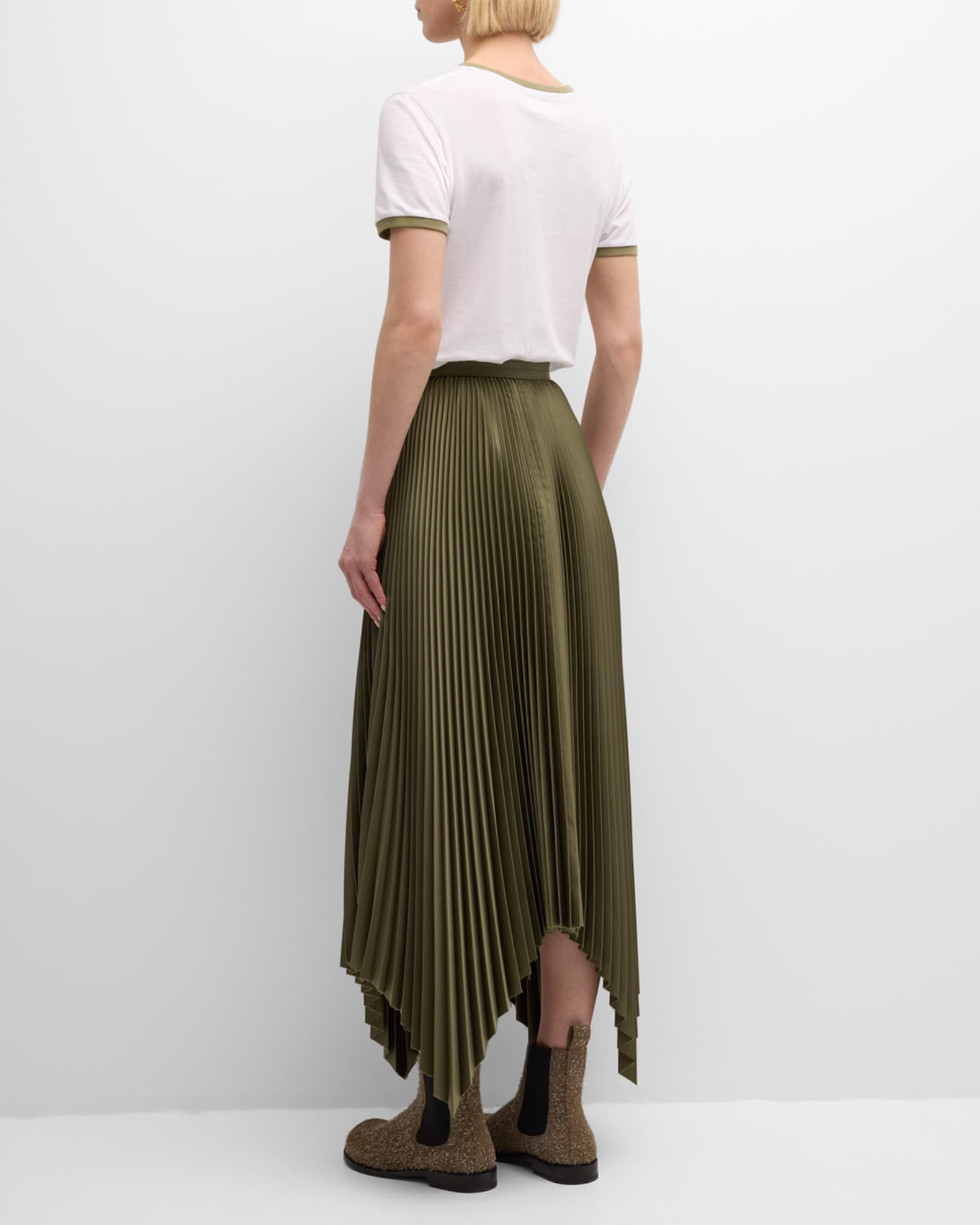 Womens pleated skirt 8x10 sale