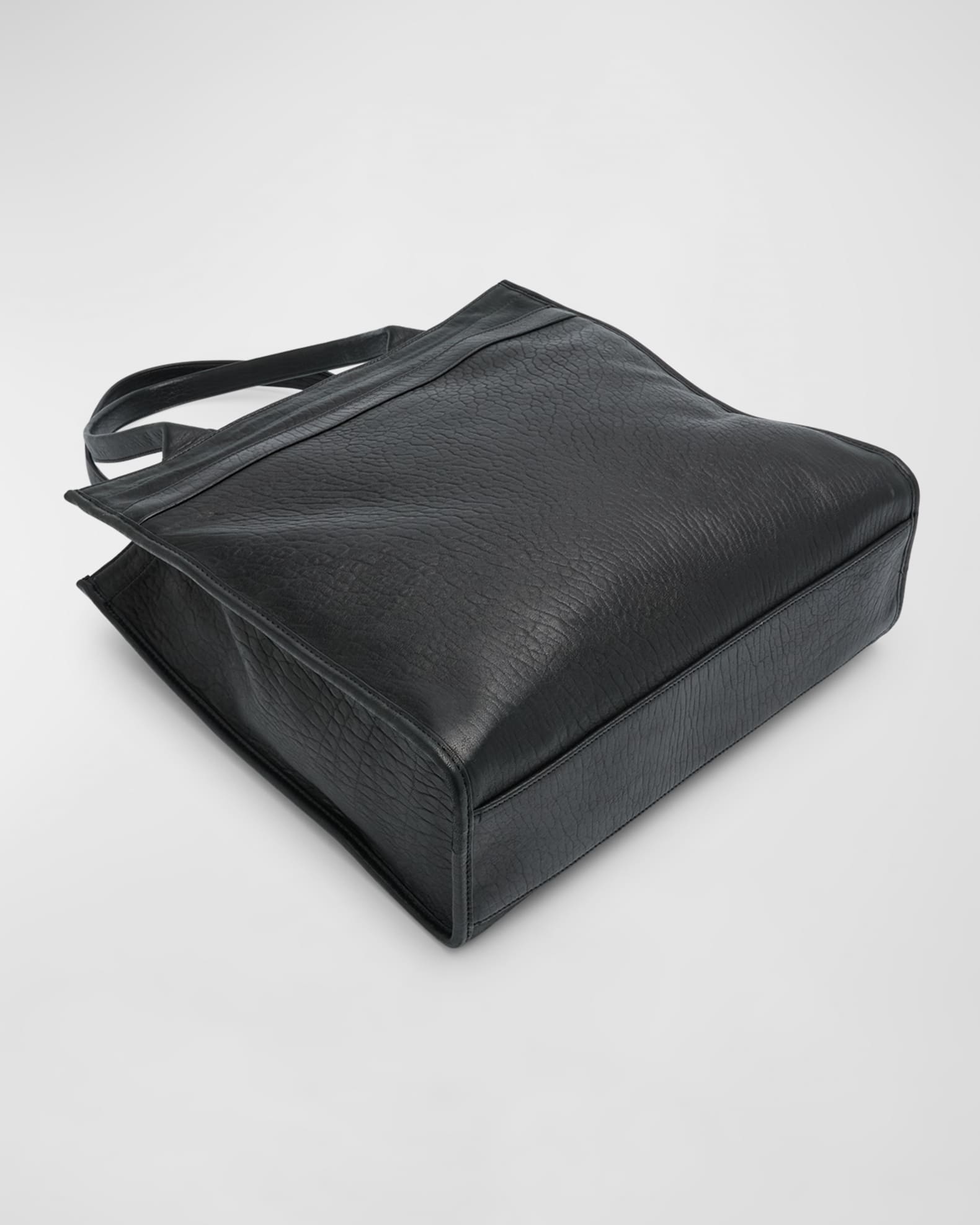 Men's Tote Bag in Leather 1