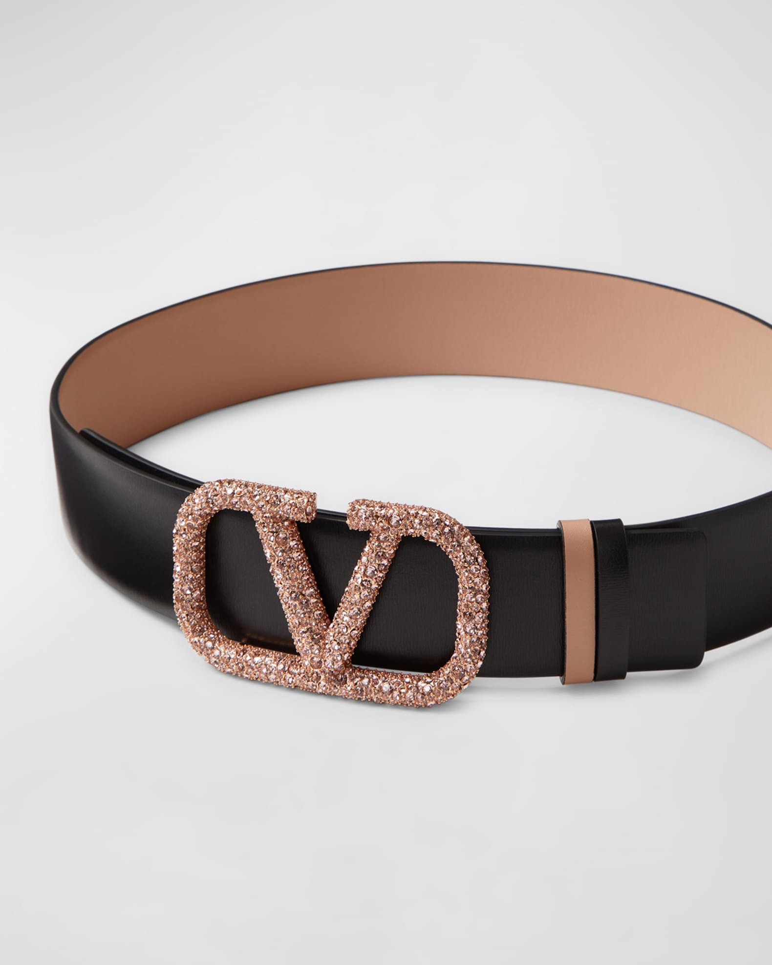 【お1人様1点限り】 Valentino Garavani V-Logo Signature Reversible Crystal 小物