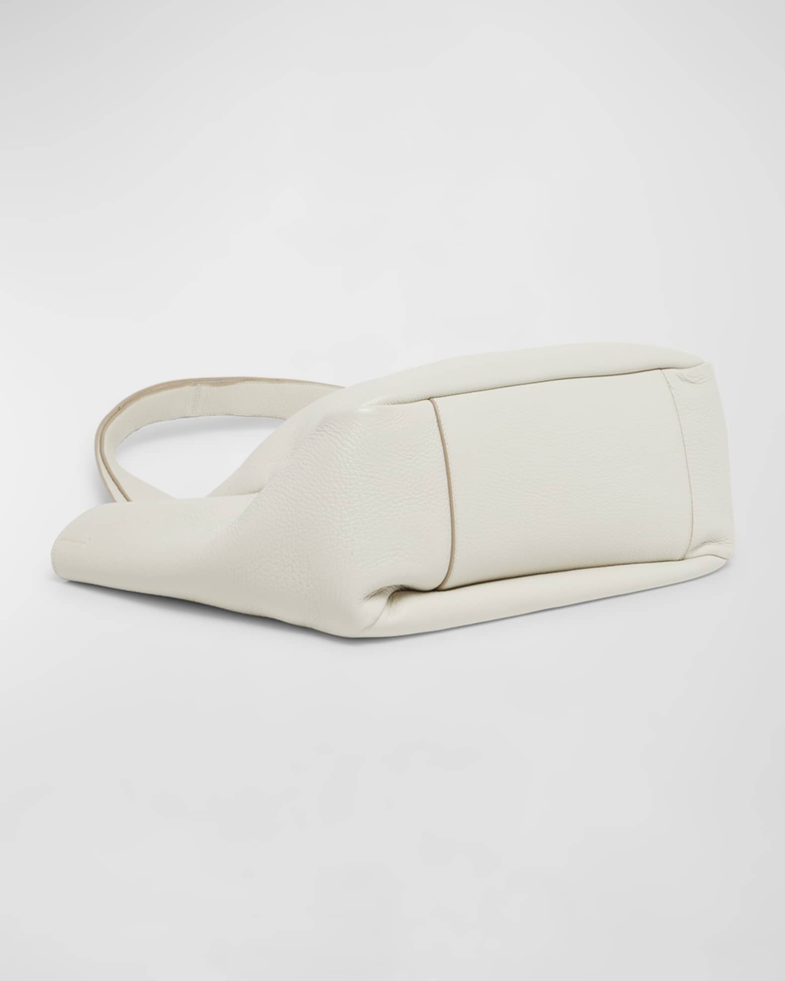 Bea YSL Tote Bag in Leather  1