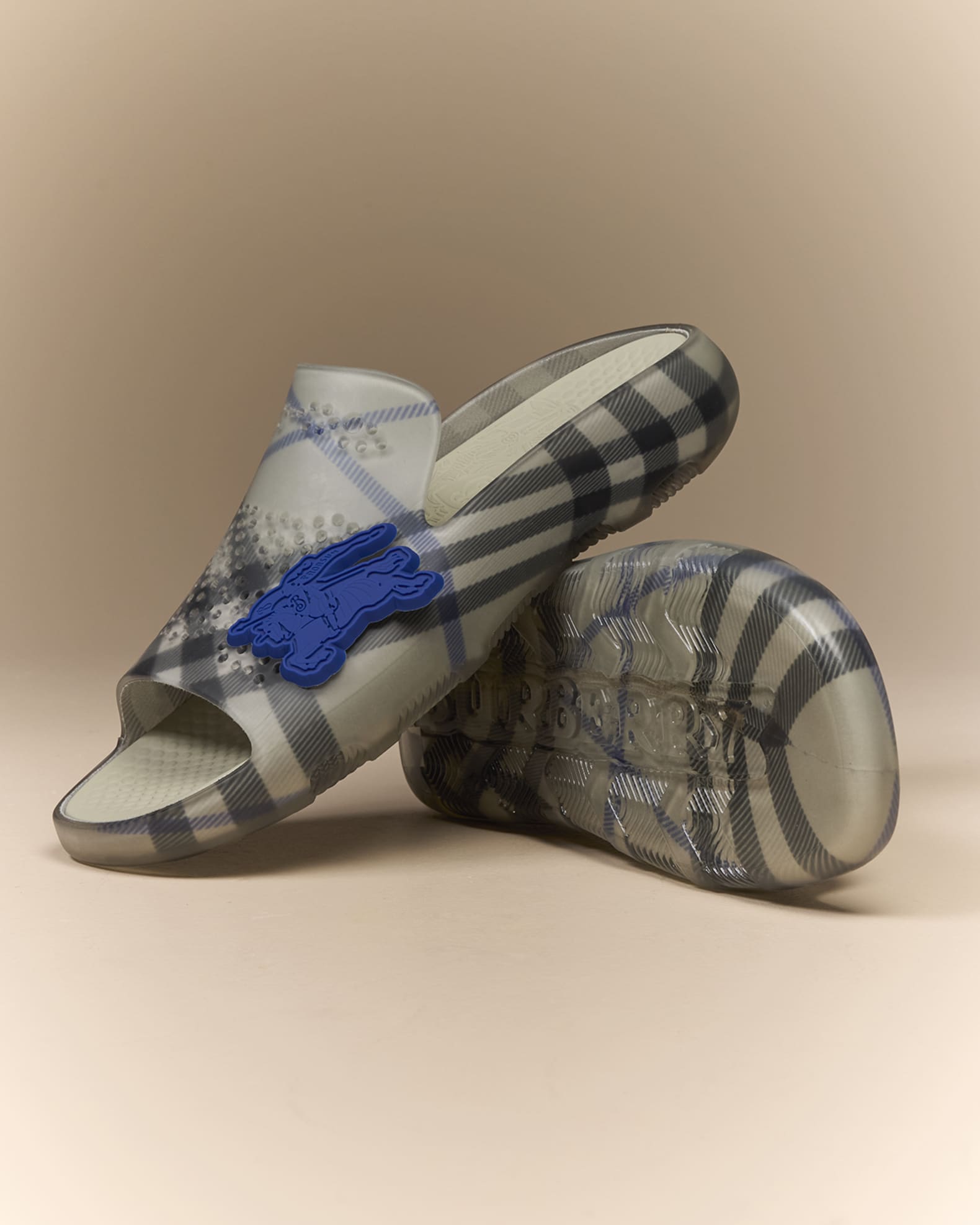 Men s Stingray Check Rubber Slide Sandals