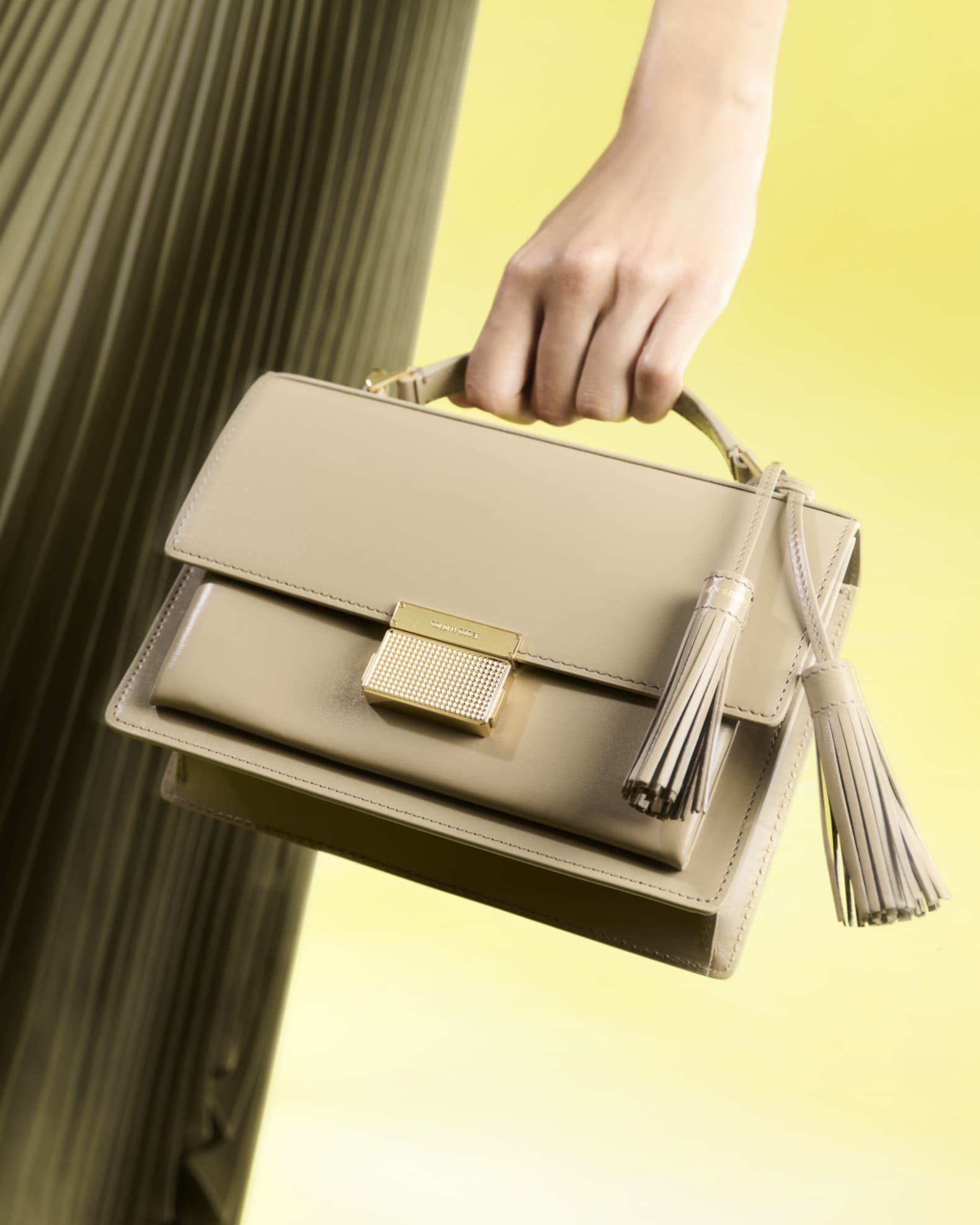 ショルダーバッグ・ポシェット Golden  Venezia Palmellato Leather Shoulder Bag Golden Goose Venezia Shoulder Bag With Gold Hardware In