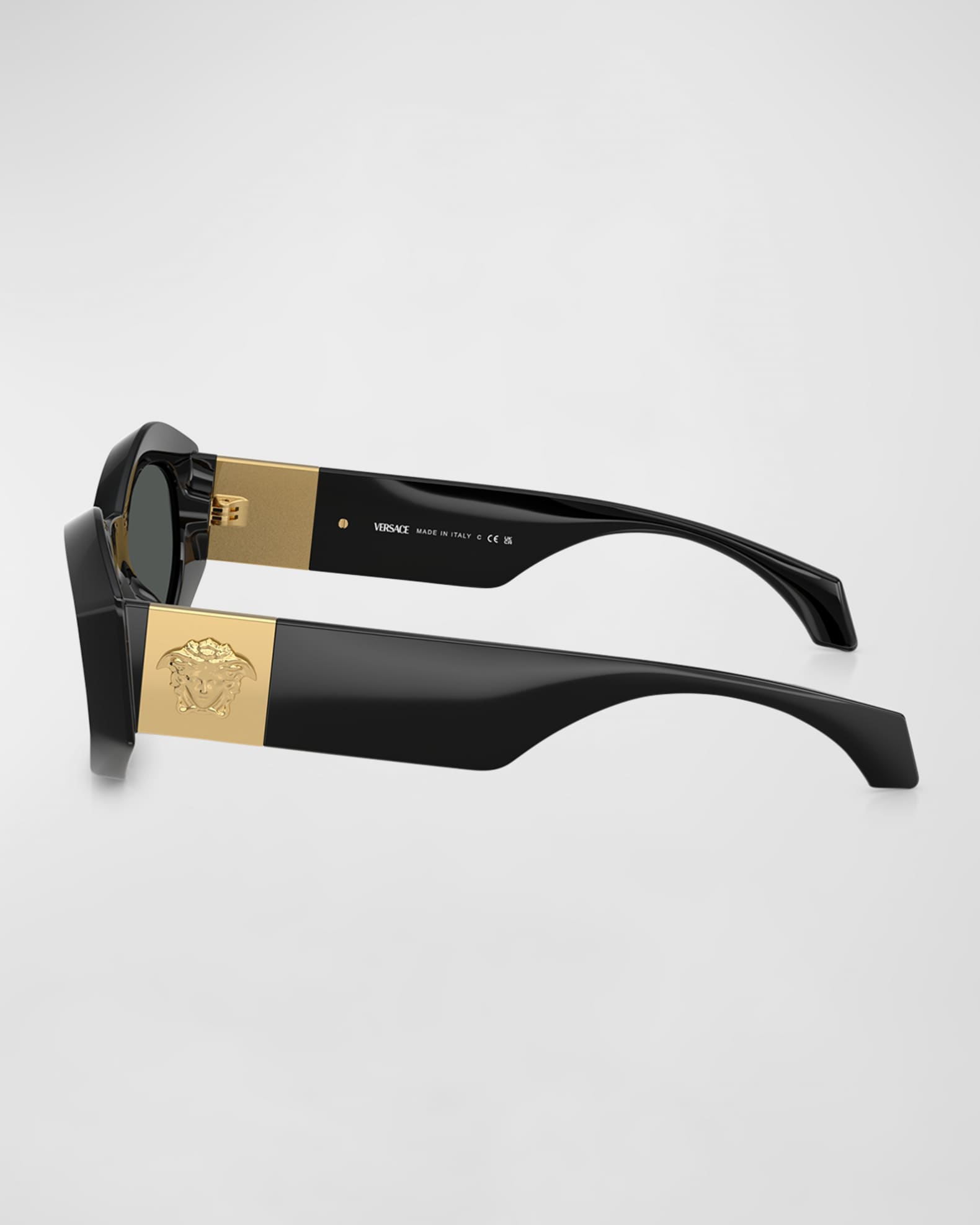 Medusa Plaque Irregular Oval Sunglasses  1