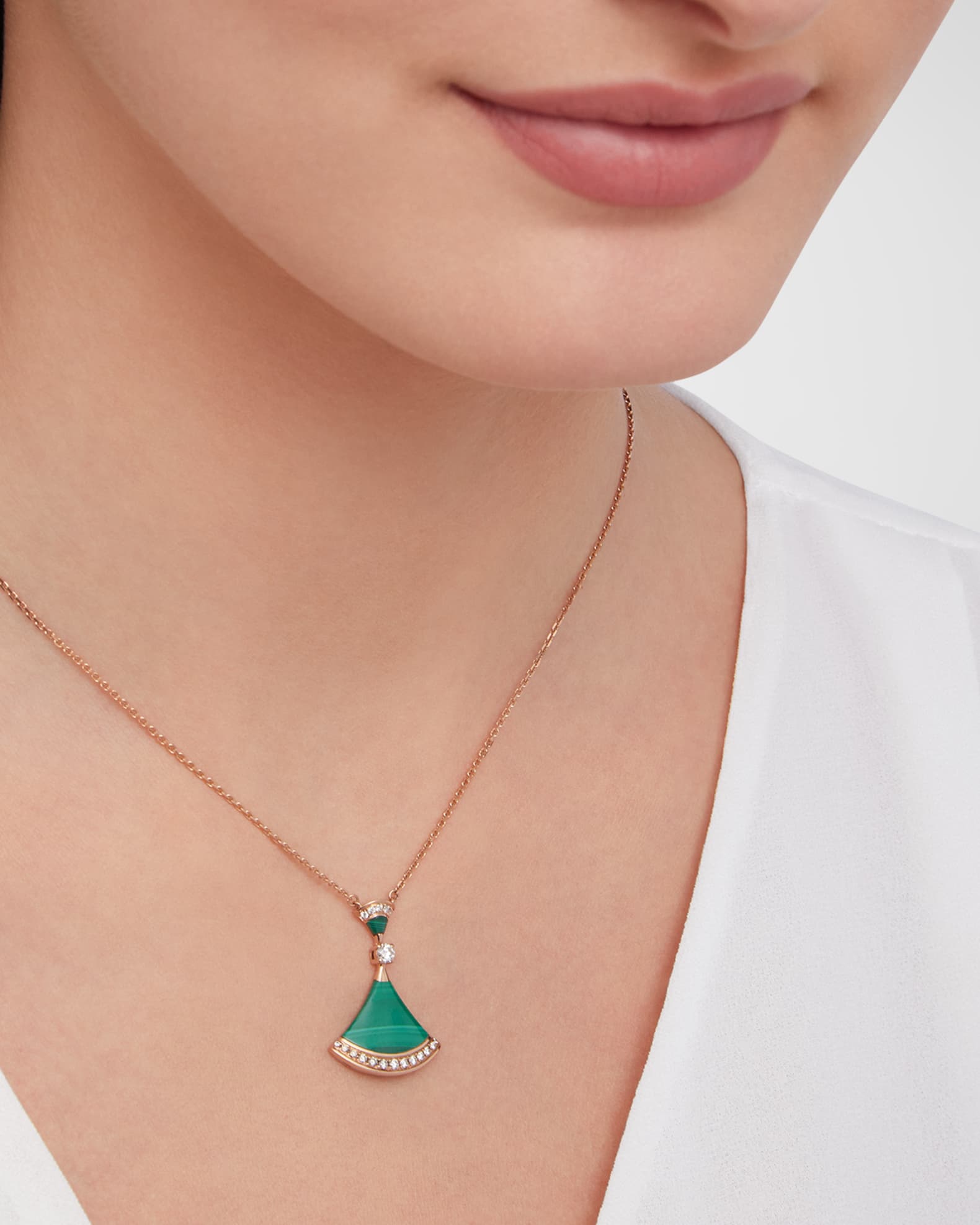 BVLGARI Divas' Dream 18K Rose Gold Necklace with Malachite Diamond