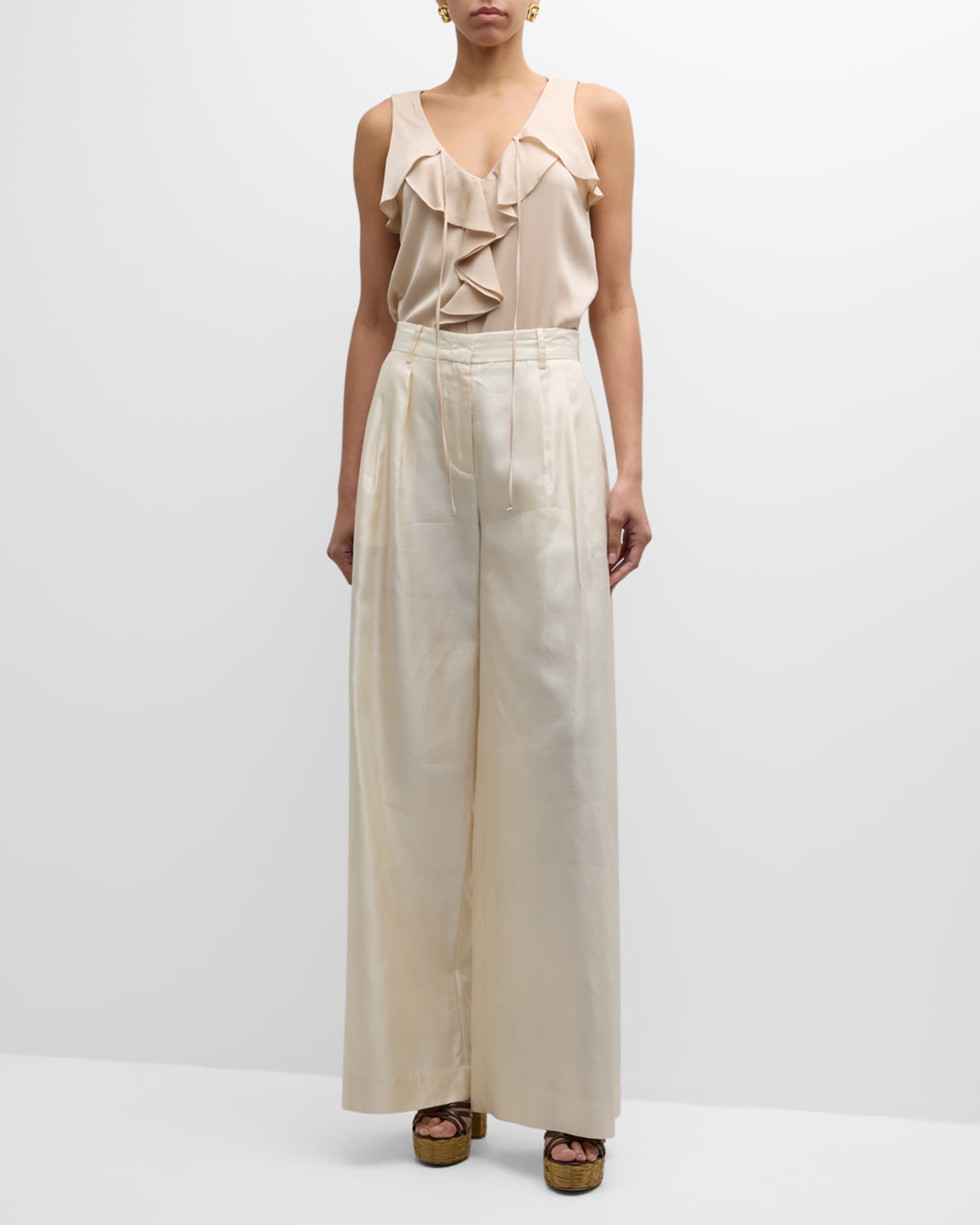 Demy Sleeveless Ruffle Blouse 1