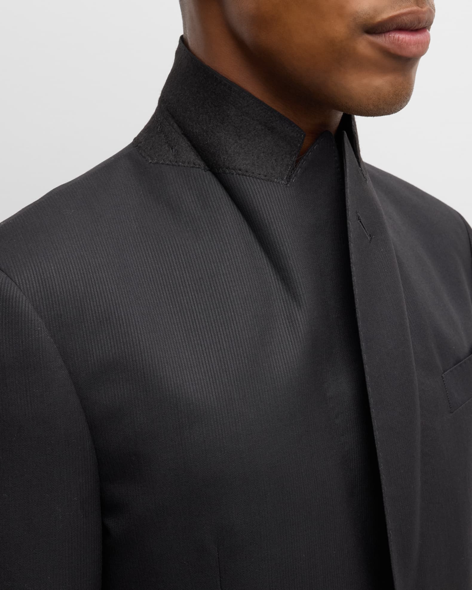 Tiglio Rosso Suit  - Classic Fit Athletic Cut 100% Wool Super 150s Italian Fabric Peak Lapel in Color Navy