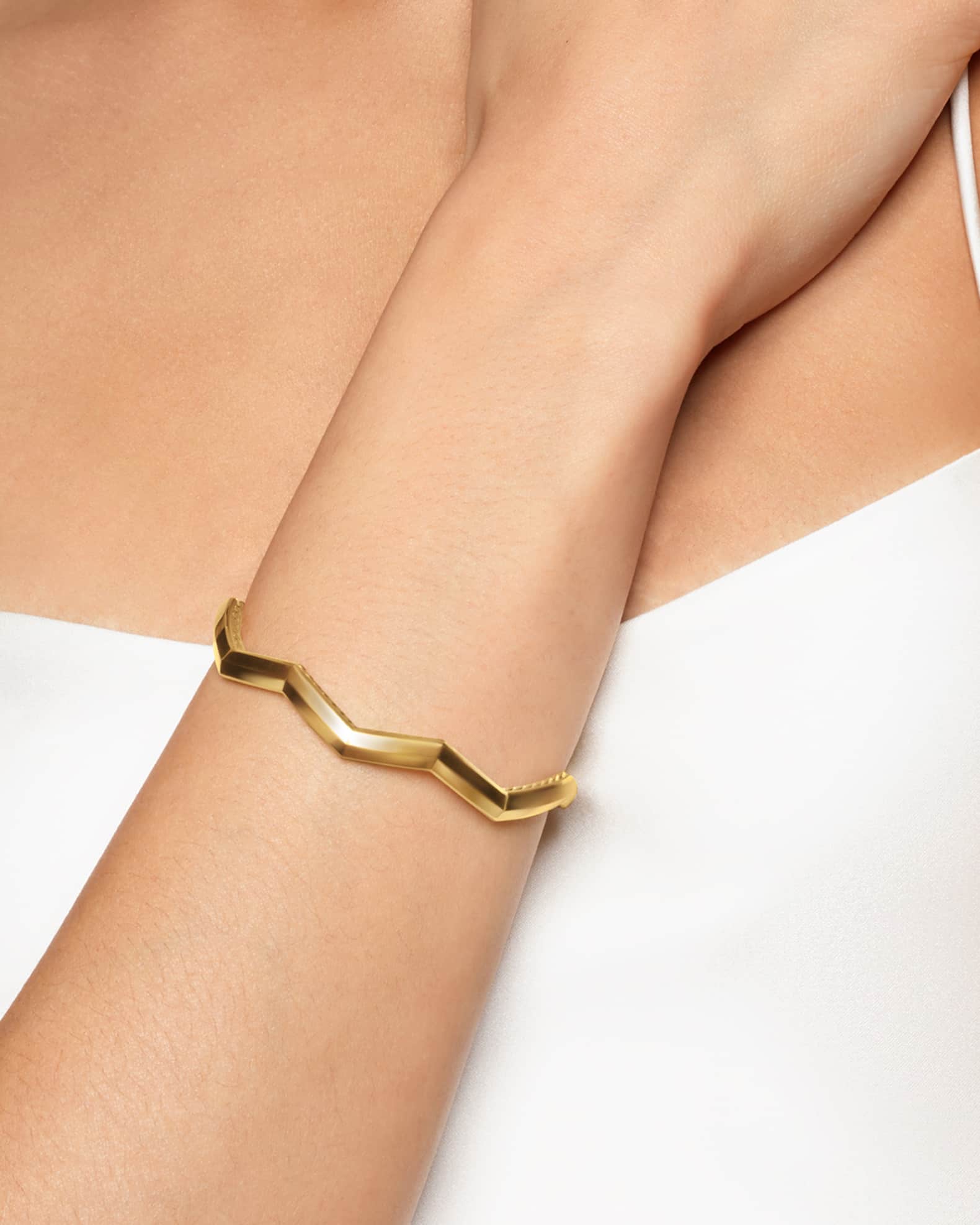 Zig Zag Stax Bracelet in 18K Gold 1