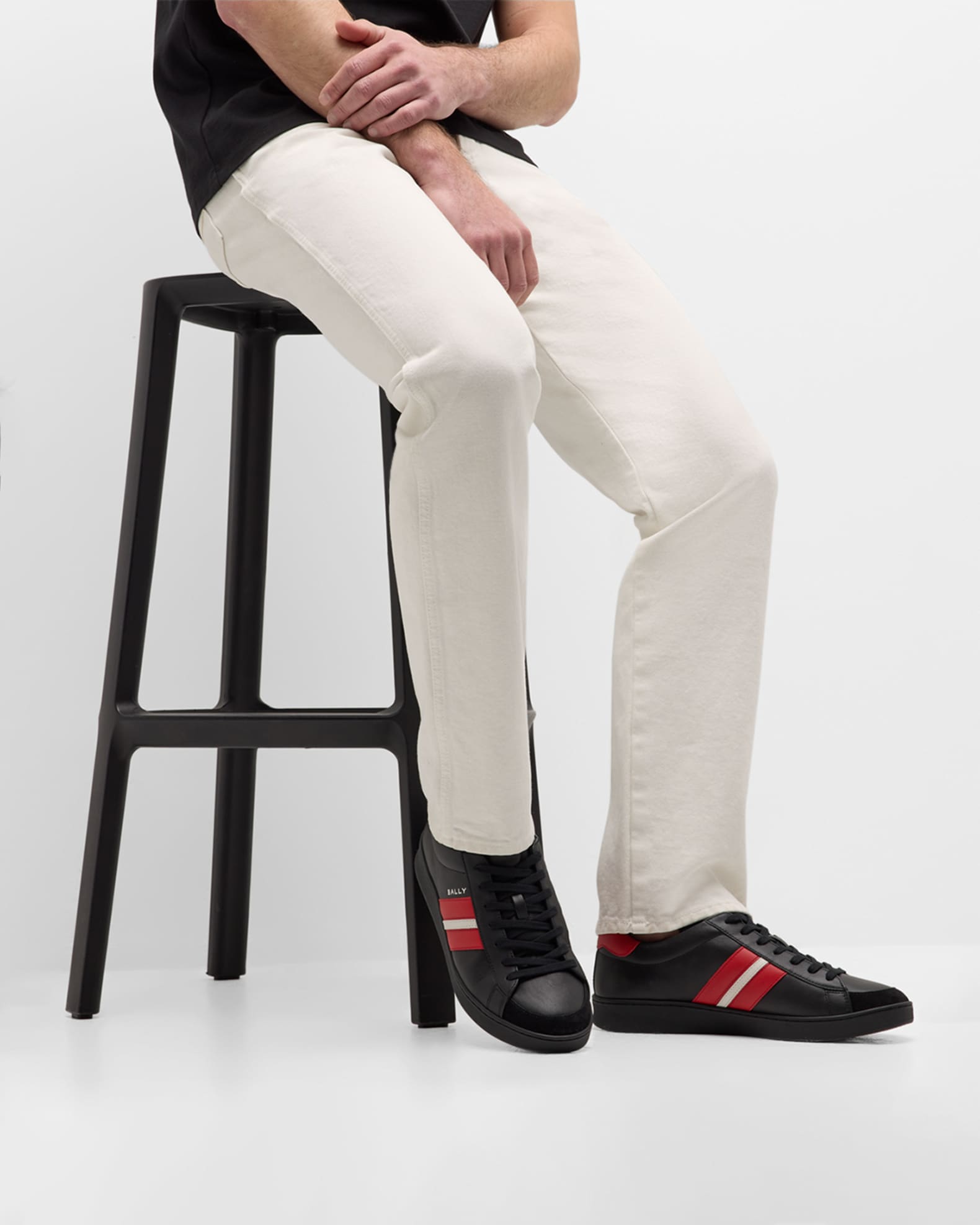 Men s Low Top Leather Tennis Sneakers