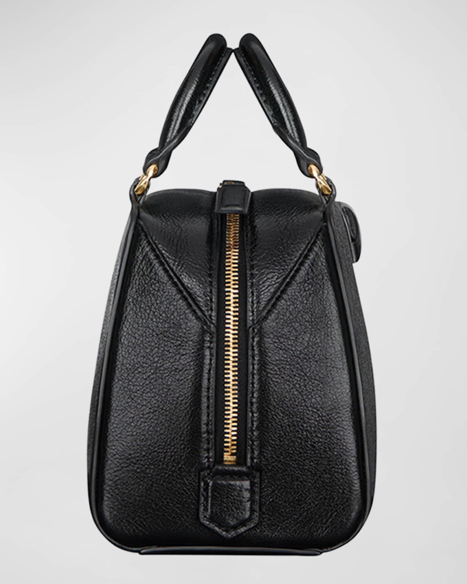 ハンドバッグ Givenchy Antigona Cube Nano Shiny Leather Handbag Nano Antigona Cube bag in patent leather in - vermillon