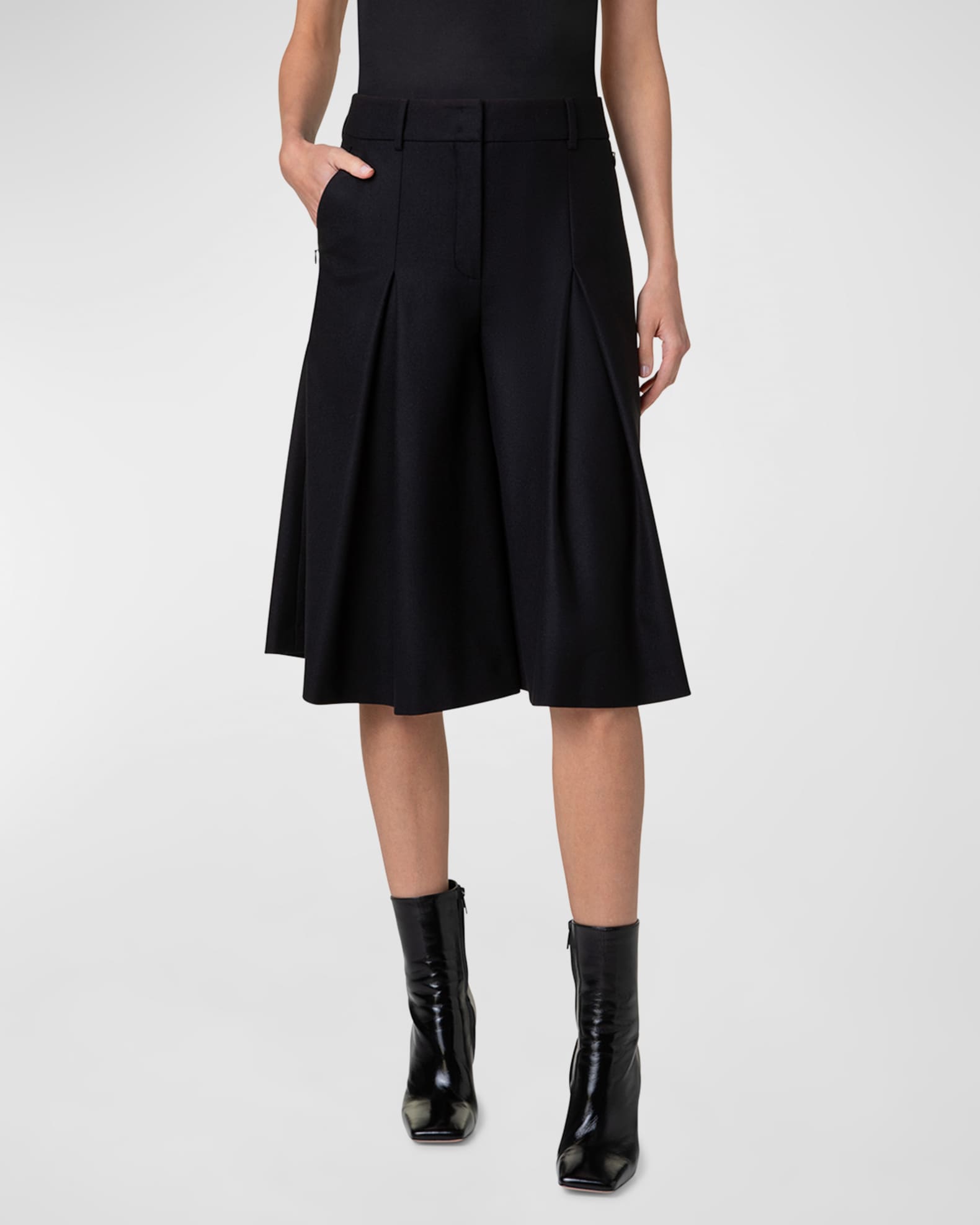 Fiorell Pleated Wide-Leg Bermuda Shorts 1